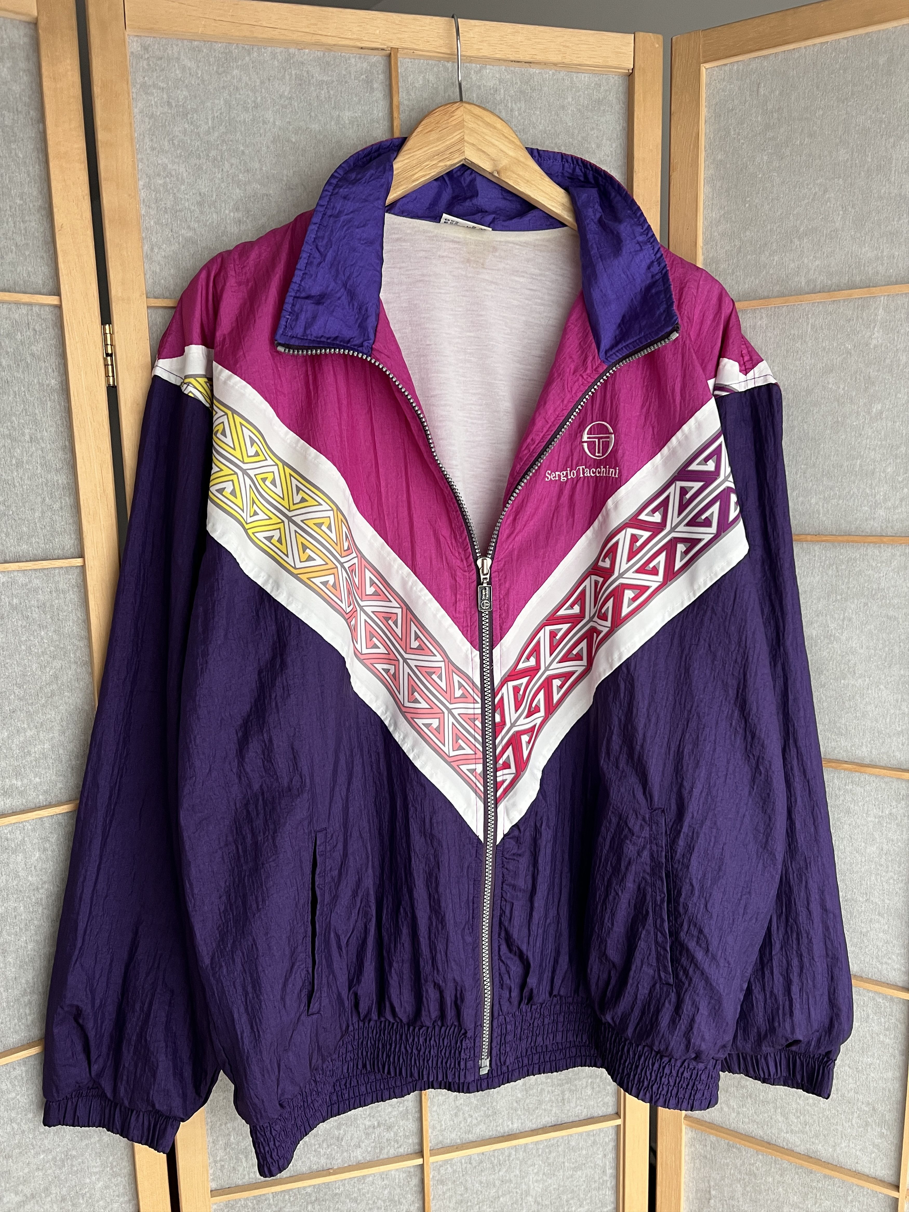 Sergio Tacchini Sergio Tacchini vintage 80s 90s nylon track top retro jacket Size US L / EU 52-54 / 3 - 19 Thumbnail