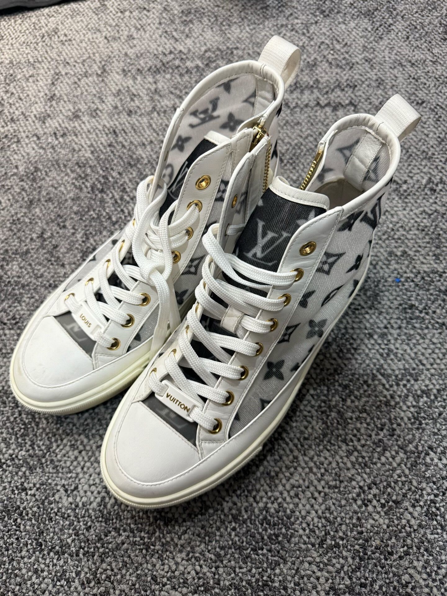 Louis Vuitton Louis Vuitton Classic High-Top Sneakers Size US 4.5 / IT 34.5 - 1 Thumbnail