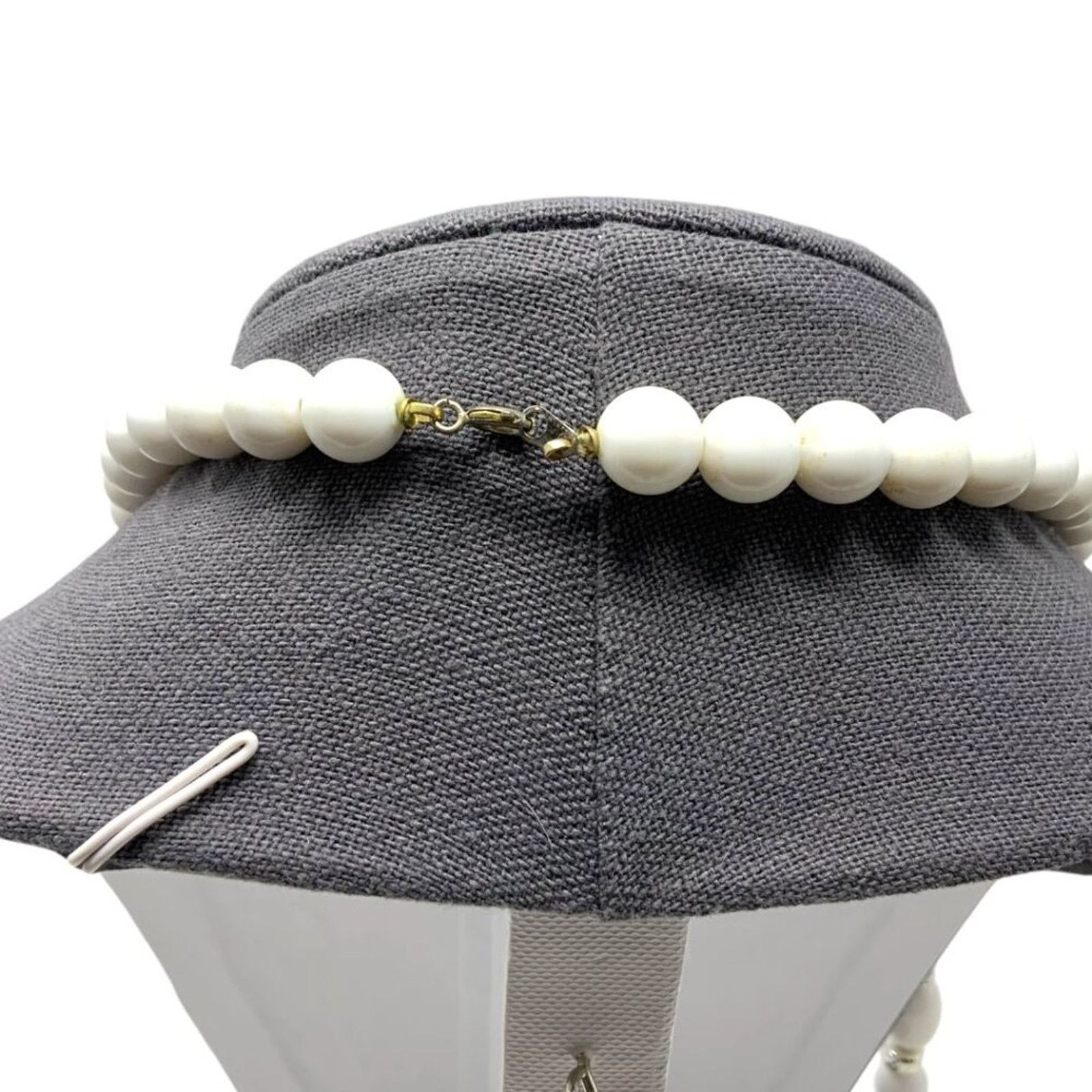 Other Vintage Long White Silver Tone Beaded Necklace Size ONE SIZE - 5 Thumbnail