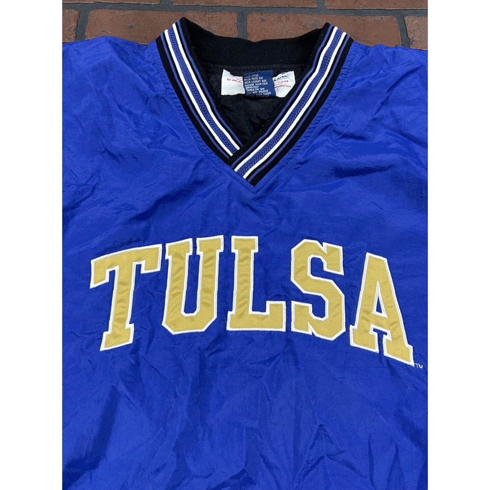 Champion VINTAGE Champion Nylon Windbreaker Tulsa Men’s M Blue Windbreaker Jacket Spring Fall Winter Mens Size US M / EU 48-50 / 2 - 4 Thumbnail