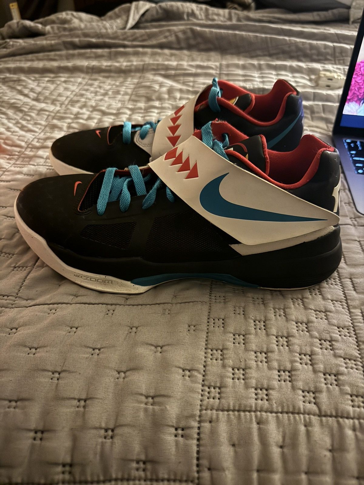 Nike KD 4 N7 Size US 10 / EU 43 - 4 Thumbnail