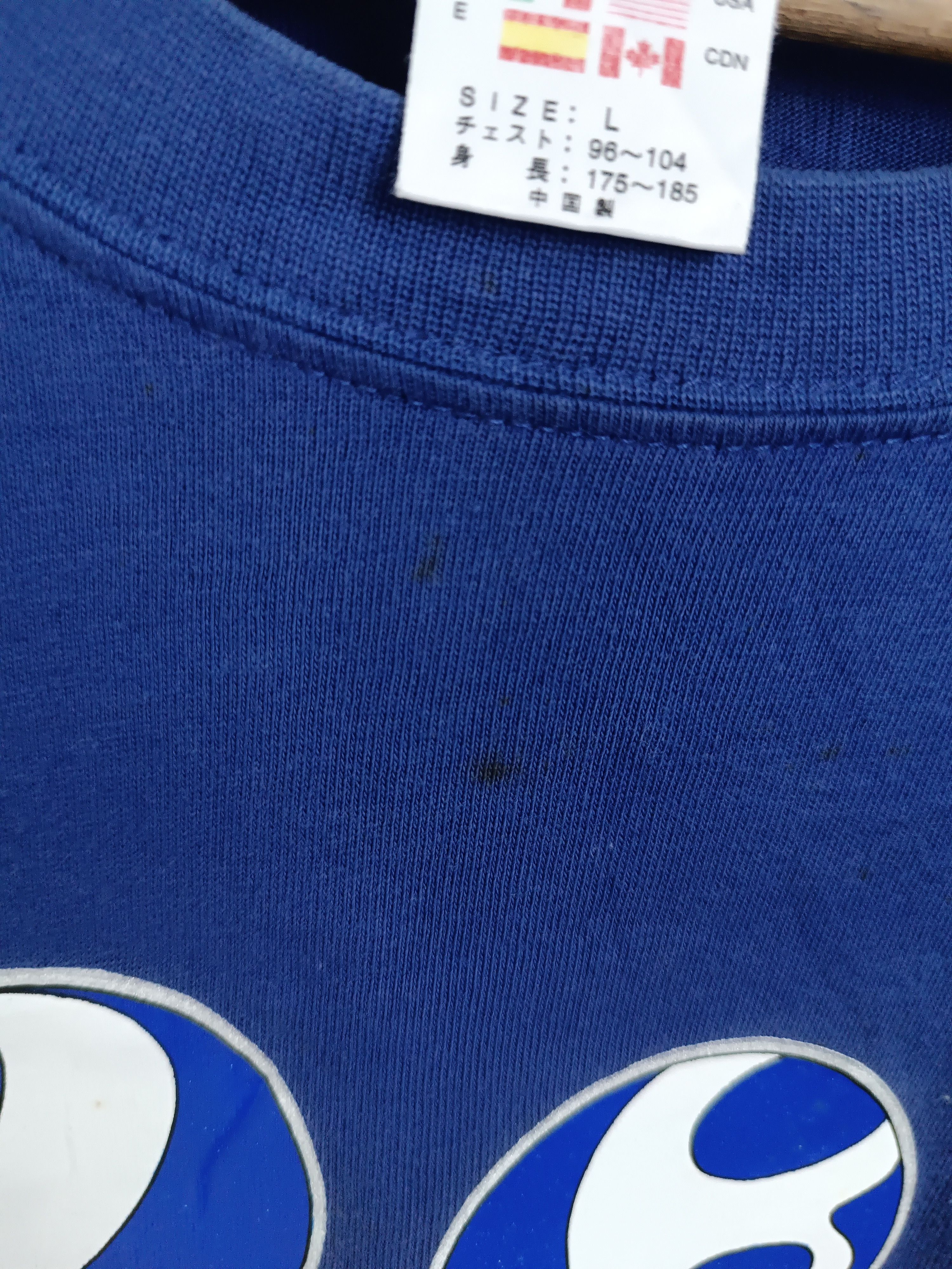 Vintage VINTAGE 90'S KIRIN JAPAN X MURAKAMI TAKASHIPOM FOOTBALL TEE Size US L / EU 52-54 / 3 - 9 Thumbnail