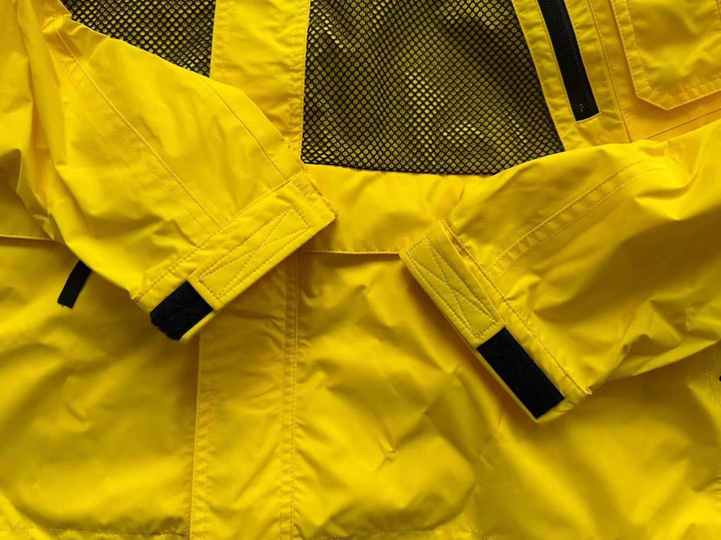 Descendant DCDT 19SS AVALANCHE 3LAYER JACKET Yellow L Size US L / EU 52-54 / 3 - 7 Thumbnail