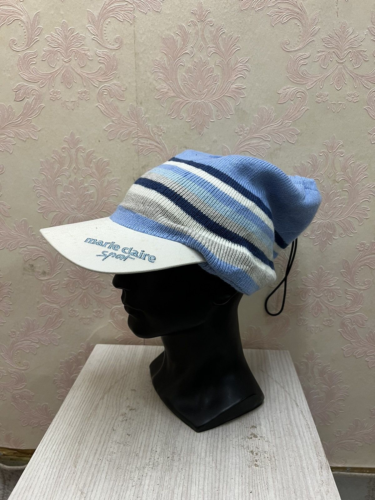 Vintage Vintage Marie Claire Sport Beanie Cap Size ONE SIZE - 3 Thumbnail