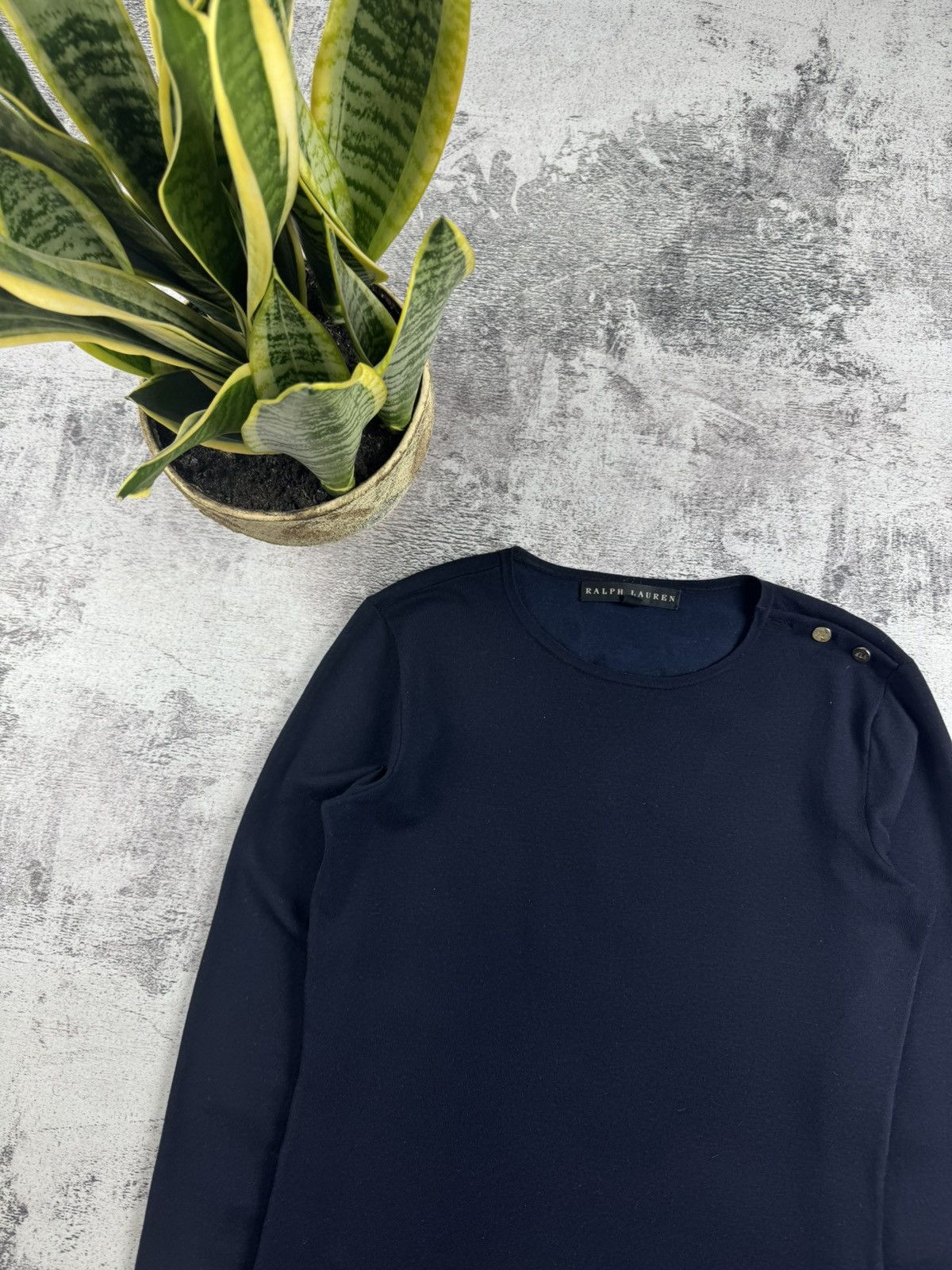 Ralph Lauren Black Label Ralph Lauren Black Label Wool Button 90S Sweater Sweatshirt Size XS / US 0-2 / IT 36-38 - 6 Thumbnail