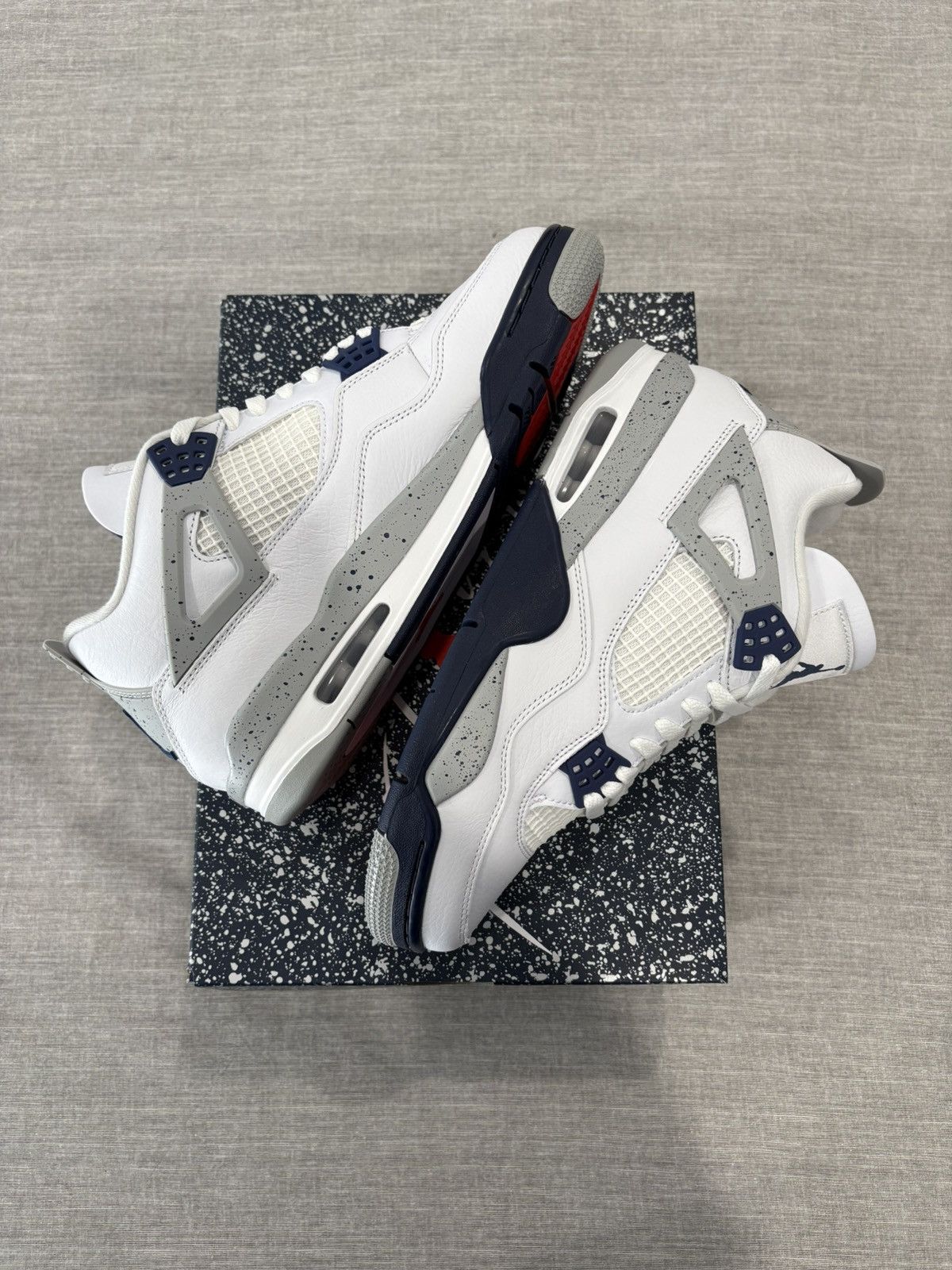 Jordan Brand × Nike Jordan 4 white midnight navy Size US 10 / EU 43 - 1 Thumbnail