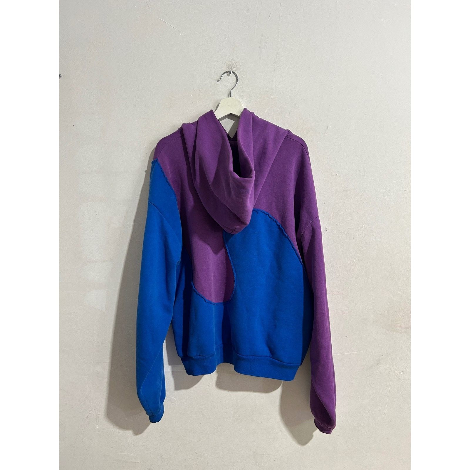 ERL ERL SWIRL HOODIE 'PURPLE' SIZE LARGE PREOWNED Size US L / EU 52-54 / 3 - 2 Thumbnail