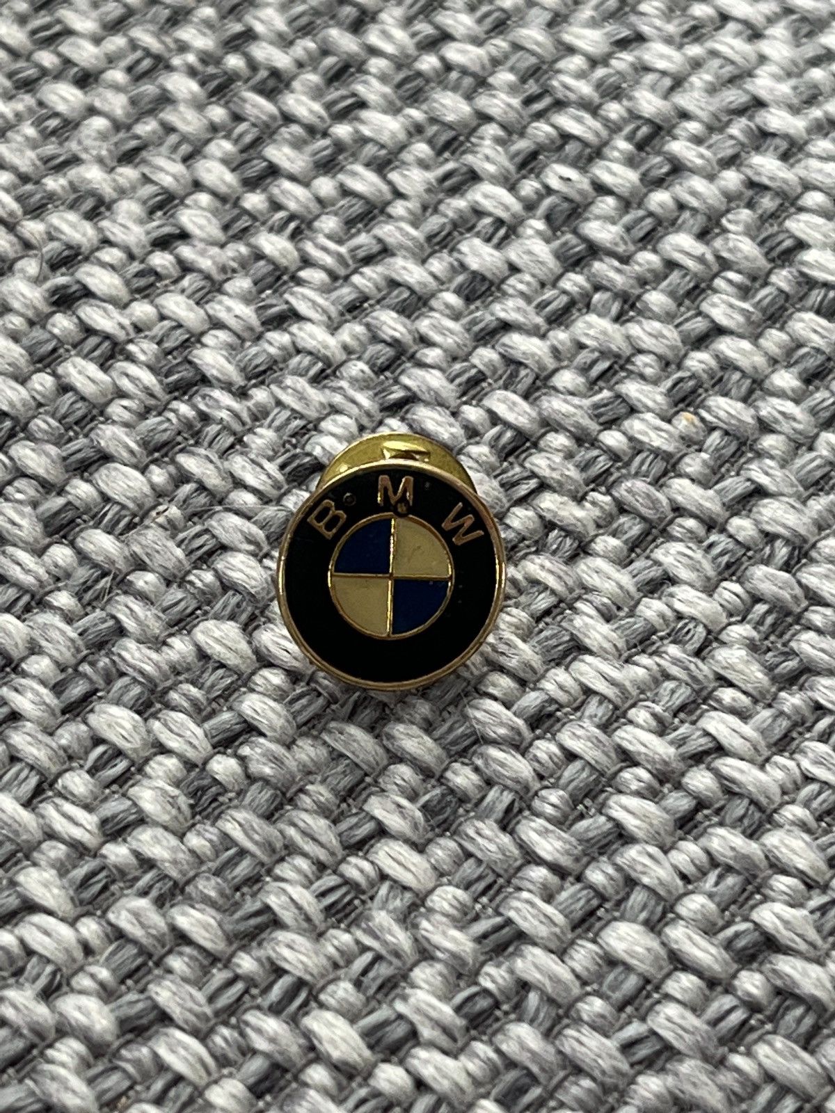 BMW × Vintage B.M.W vintage pin Size ONE SIZE - 1 Thumbnail