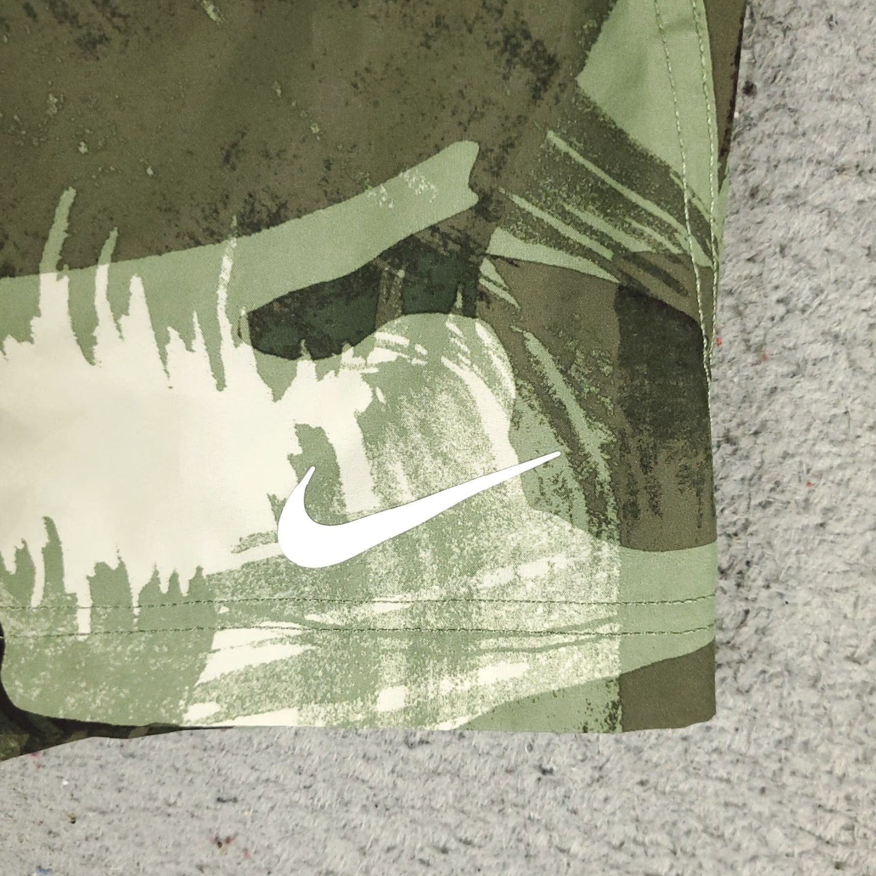 Nike Nike Shorts Mens Medium Green Camouflage Dri FitActive Athletic Training Size US 31 - 4 Thumbnail