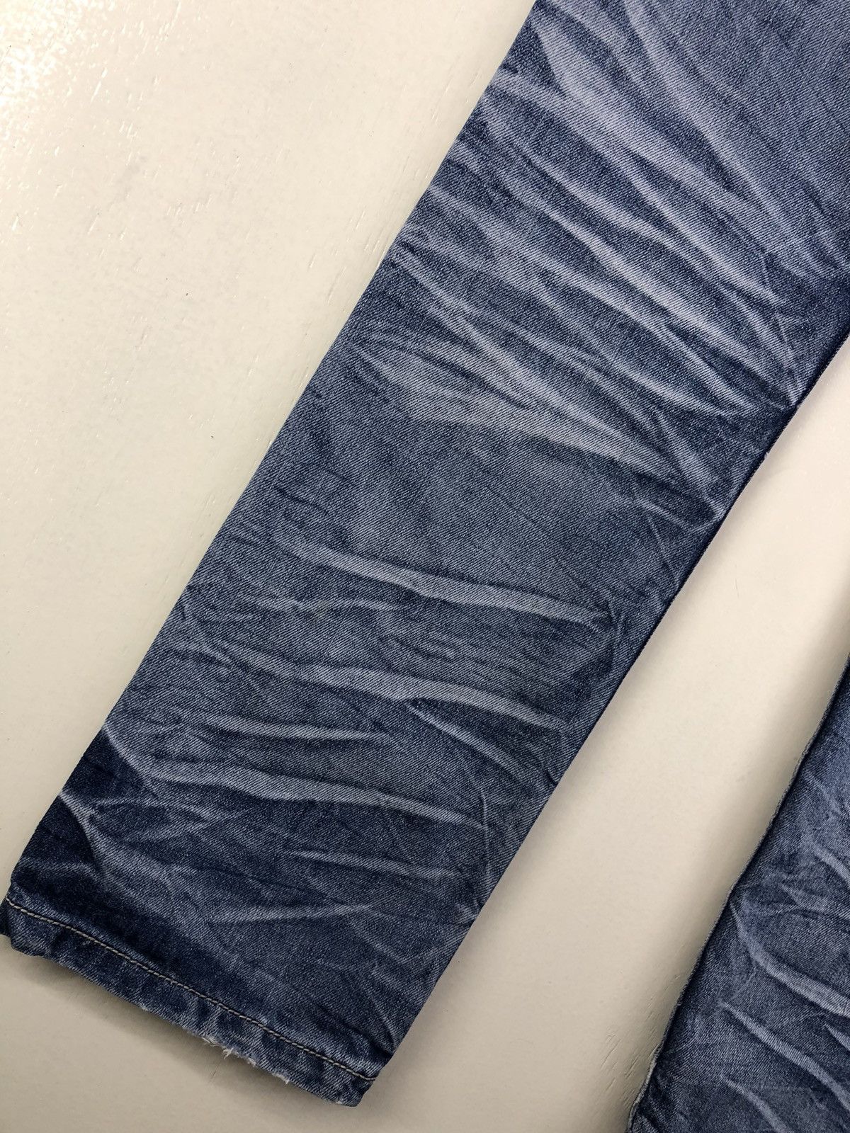 Japanese Brand Southern Menswear Distressed Faded Blue Jeans Size US 31 - 17 Thumbnail