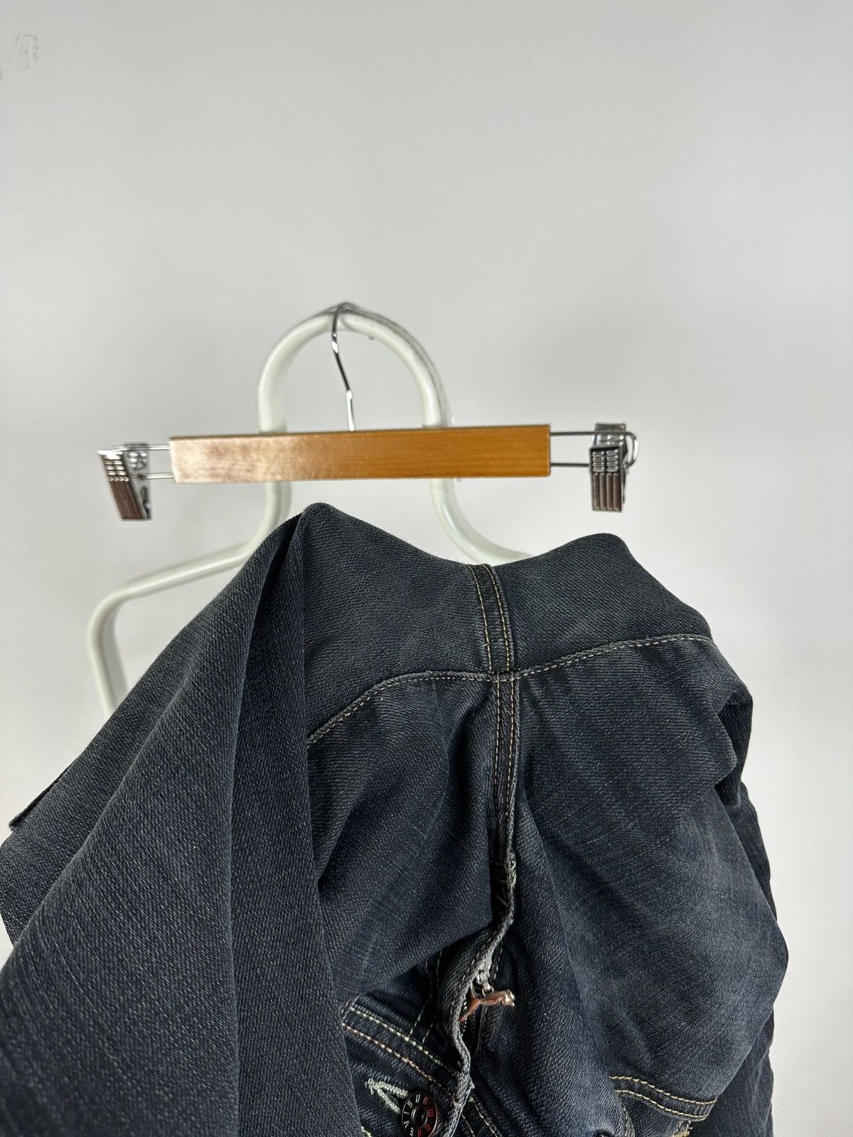 Evisu Vintage Evisu x Puma Y2K Flared Denim Jeans Pants Size 26" / US 2 / IT 38 - 15 Thumbnail