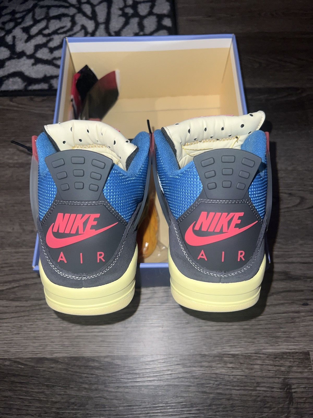 Jordan Brand × Nike Jordan 4 Union Size US 10.5 / EU 43-44 - 4 Thumbnail