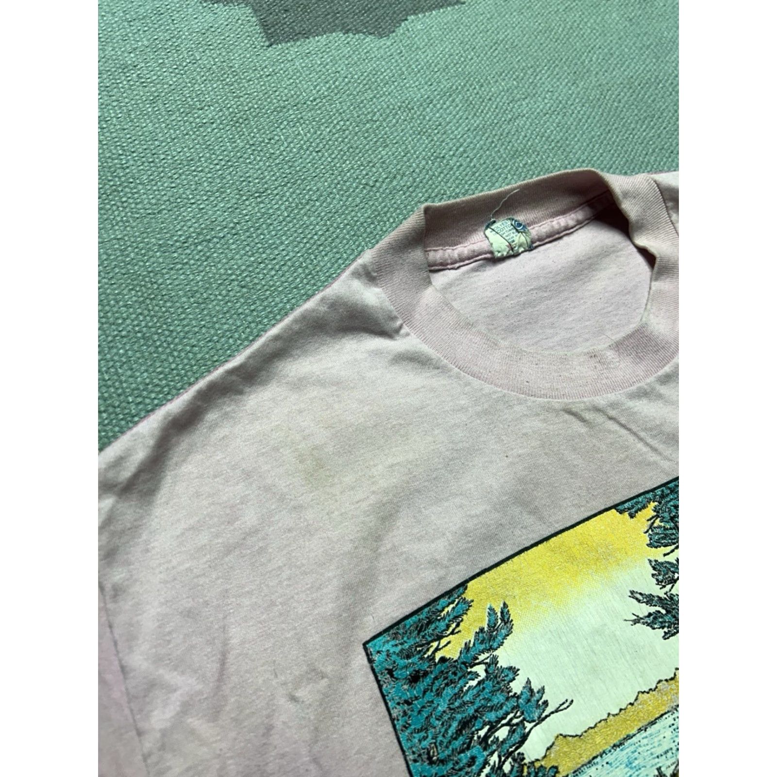 Vintage VINTAGE National Wildlife Federation T-Shirt Deer Nature Pink Large Mens 90s Distressed Animals Wildlife 90s Shirt Size US L / EU 52-54 / 3 - 6 Thumbnail