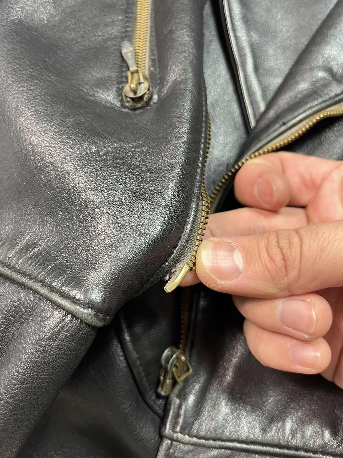 Japanese Brand Vintage Leather Ramones Cropped Jacket YSL Style Washed Rare Size US M / EU 48-50 / 2 - 21 Thumbnail