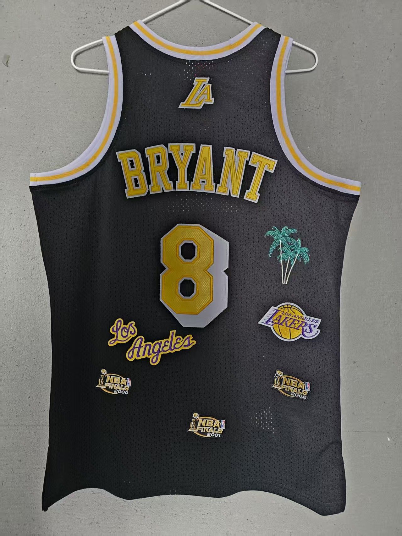 NBA Laker #24 Kobe Bryant Jersey Double Stitched Size US L / EU 52-54 / 3 - 2 Thumbnail