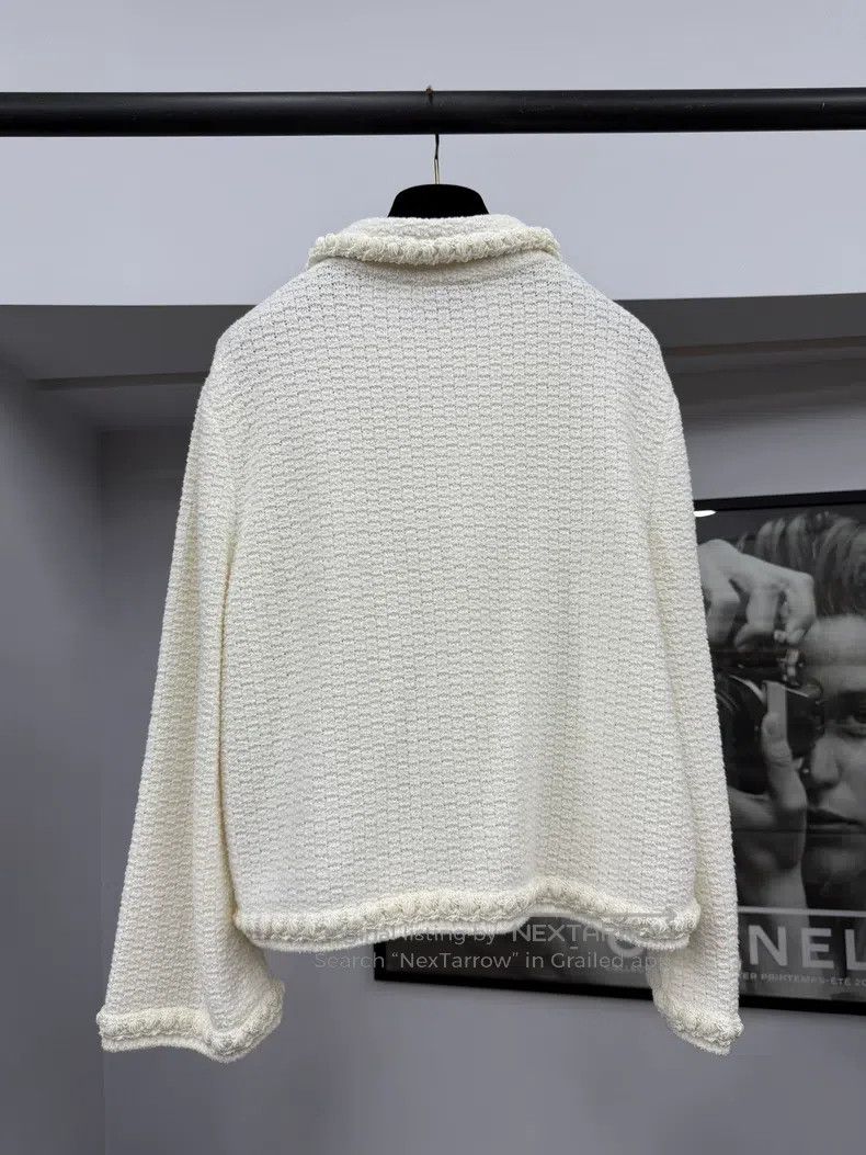 Chanel Chanel 25P white doll collar pearl diamond button knitted Size S / US 4 / IT 40 - 3 Thumbnail