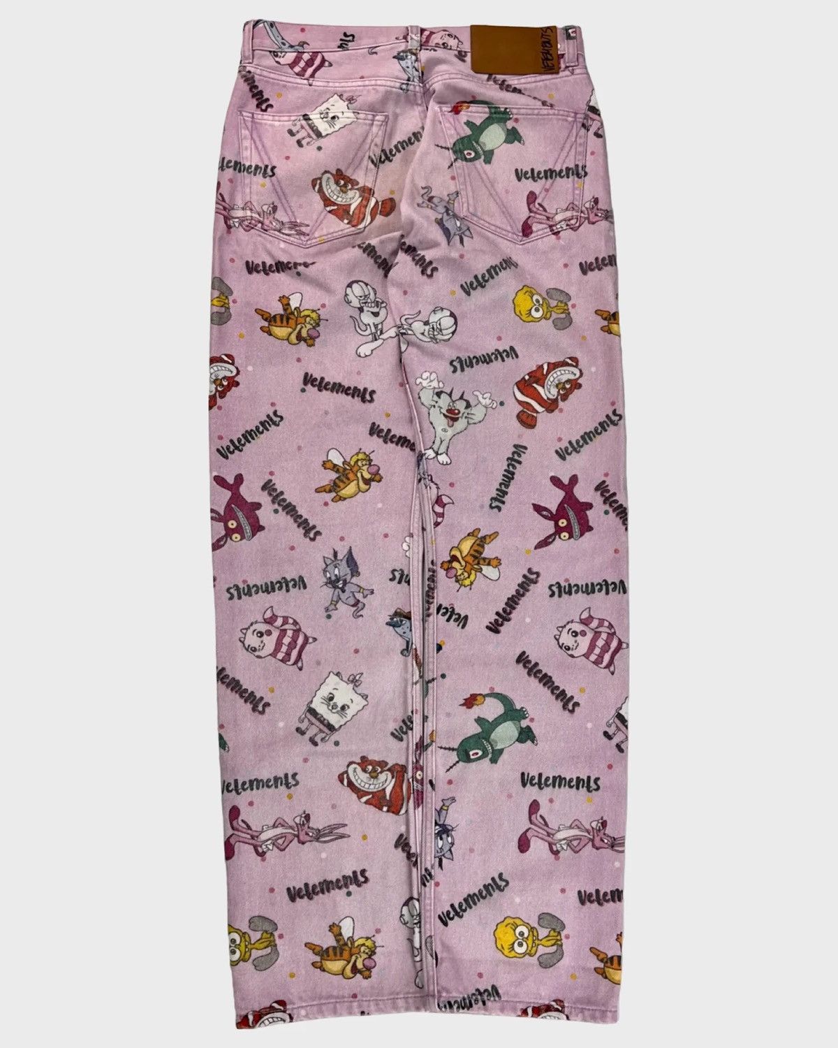 Vetements VETEMENTS SS20 RUNWAY COMIC CLUSTERFUCK JEANS IN PINK SZ:XS Size US 31 - 2 Thumbnail