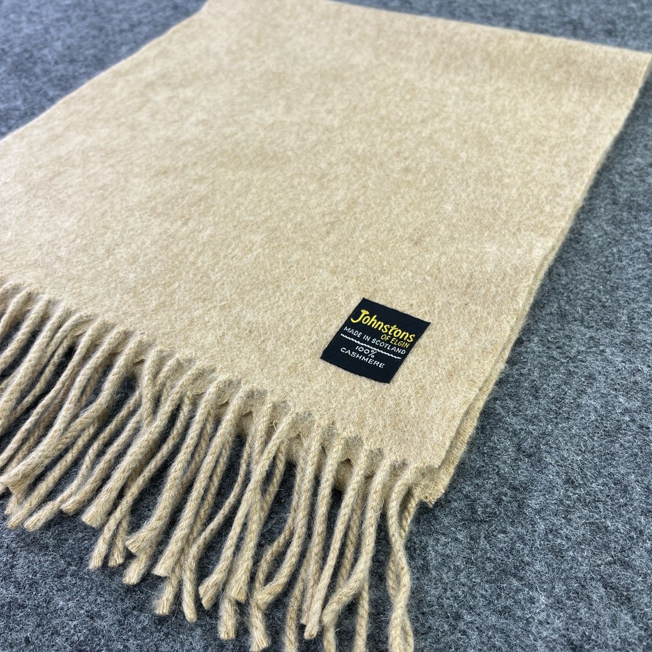 Johnstons Of Elgin Johnstons Of Elgin Scarf / Muffler / Neckwear T661 Size ONE SIZE - 7 Thumbnail