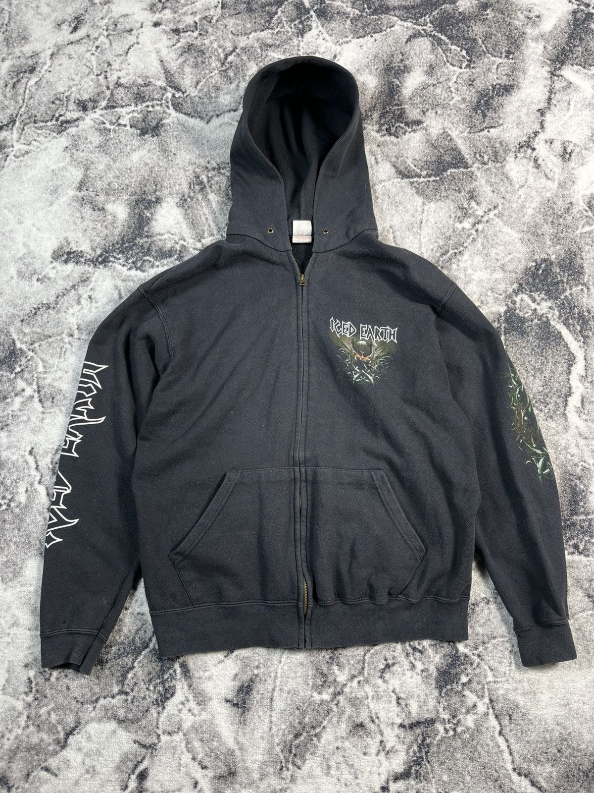 Band Tees Iced Earth Vintage Zip Hoodie Rare Size US L / EU 52-54 / 3 - 2 Thumbnail
