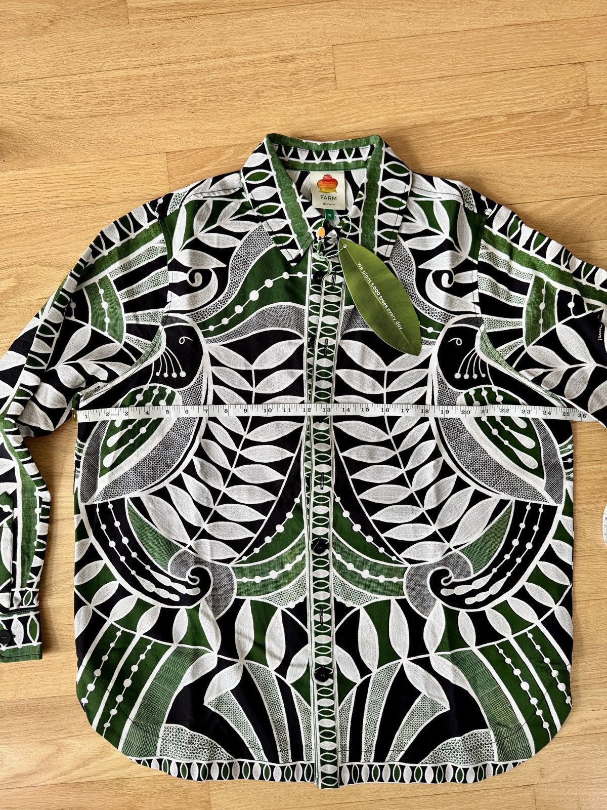 Farm Rio Farm Rio - Mens button up in tropical print - new never worn Size US M / EU 48-50 / 2 - 3 Thumbnail
