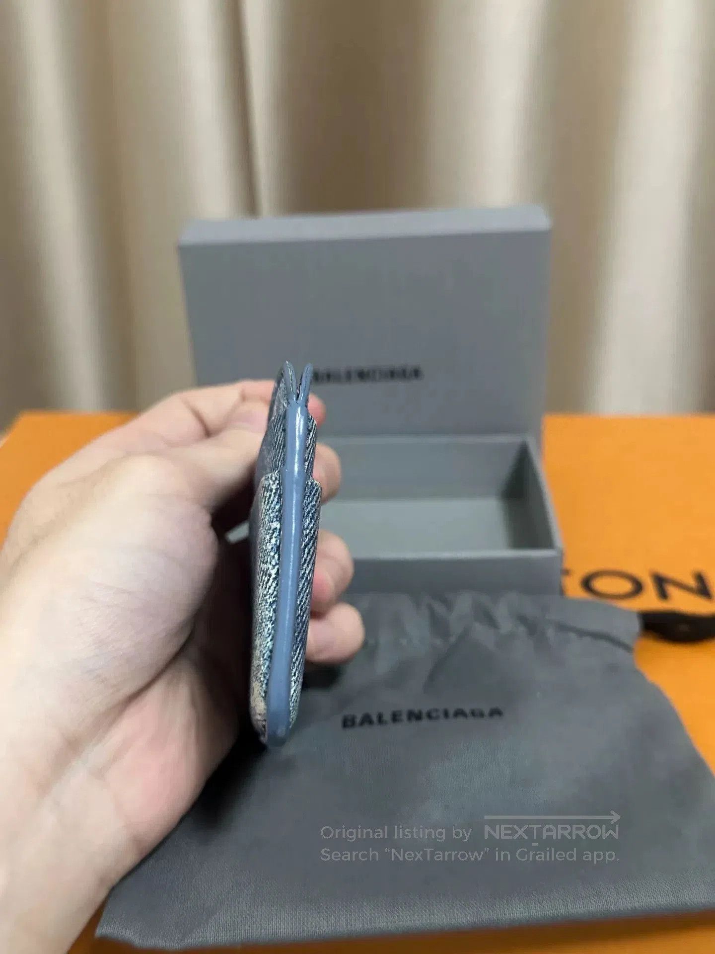 Balenciaga balenciaga washed denim leather card holder. Size ONE SIZE - 4 Thumbnail