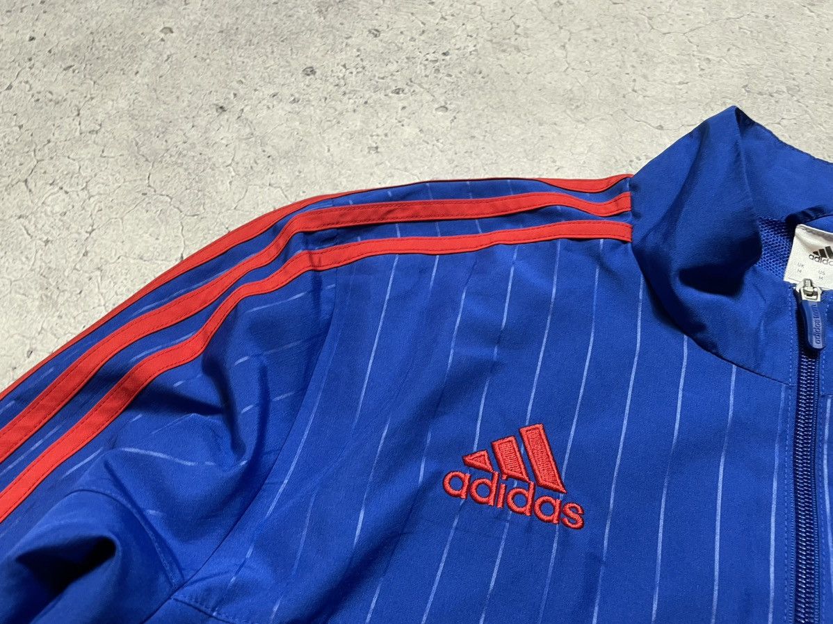 Adidas Vintage Nylon Adidas FC Manchester United Football Jacket Size US M / EU 48-50 / 2 - 7 Thumbnail