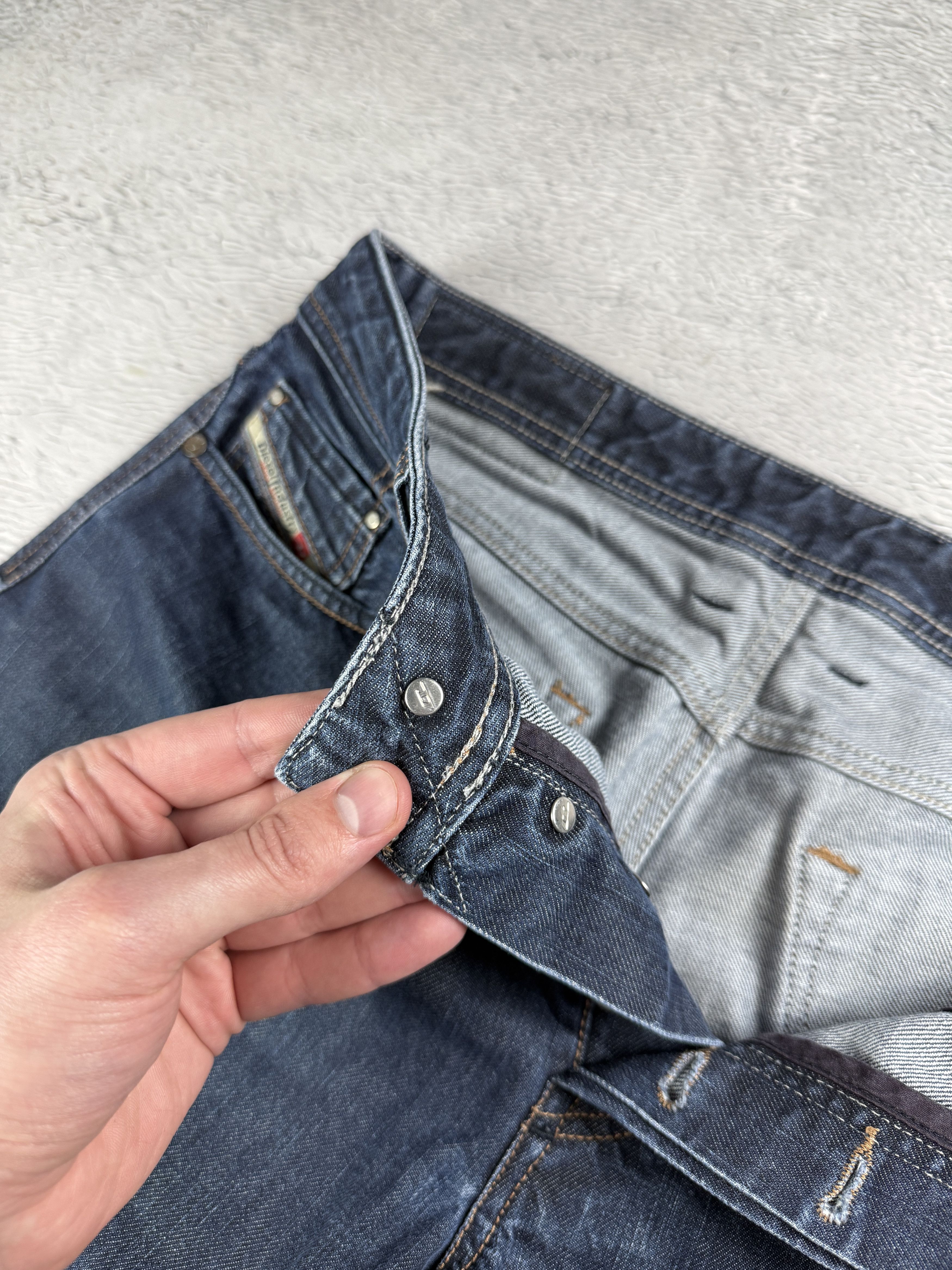 Diesel Diesel Jeans Lakree Relaxed 0088Z Comfort Straight Fit Blue Size US 34 / EU 50 - 11 Thumbnail