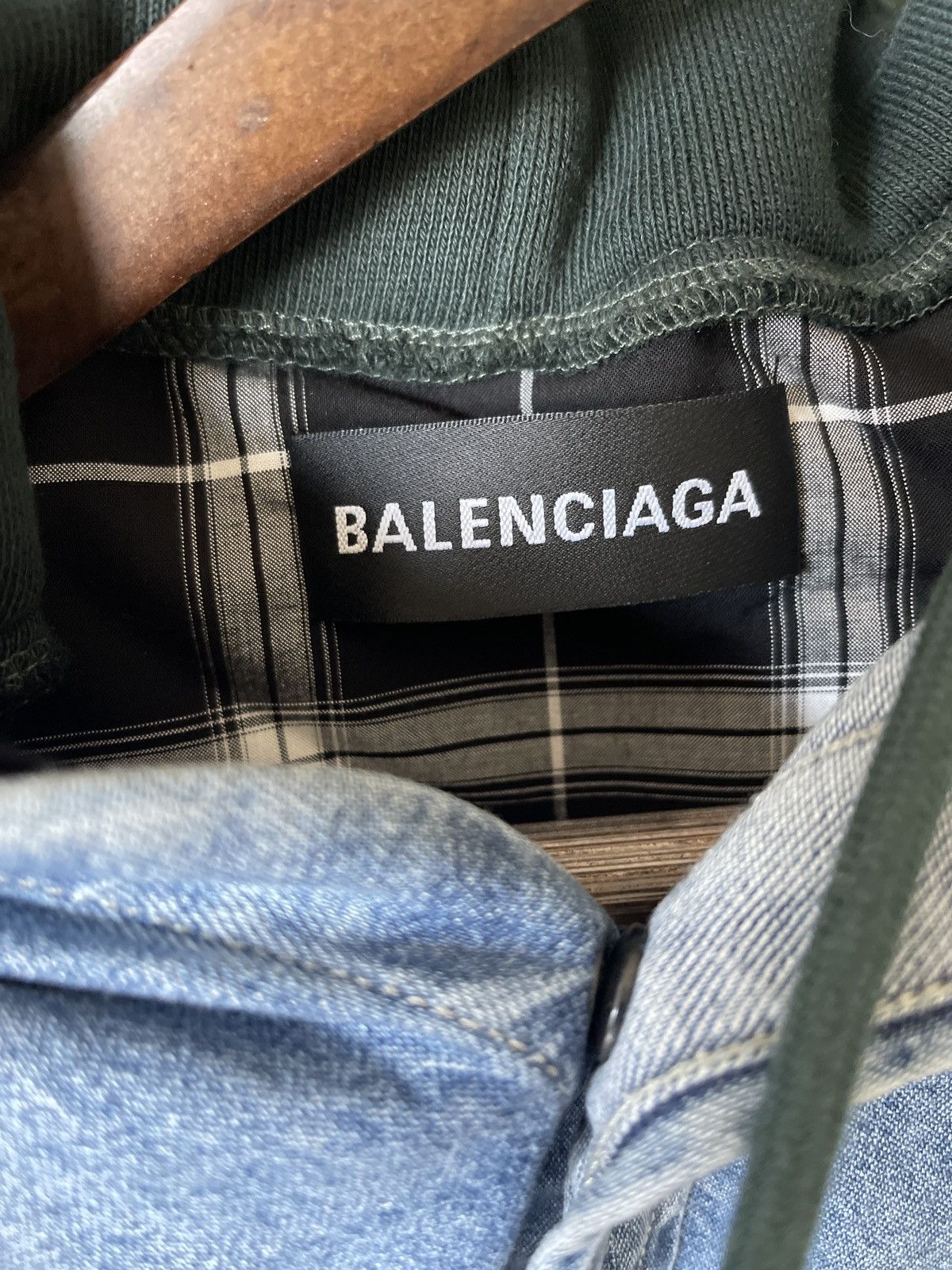 Balenciaga Balenciaga Hybrid 3-in-1 Vest + Hoodie Shirt Size US XL / EU 56 / 4 - 7 Thumbnail