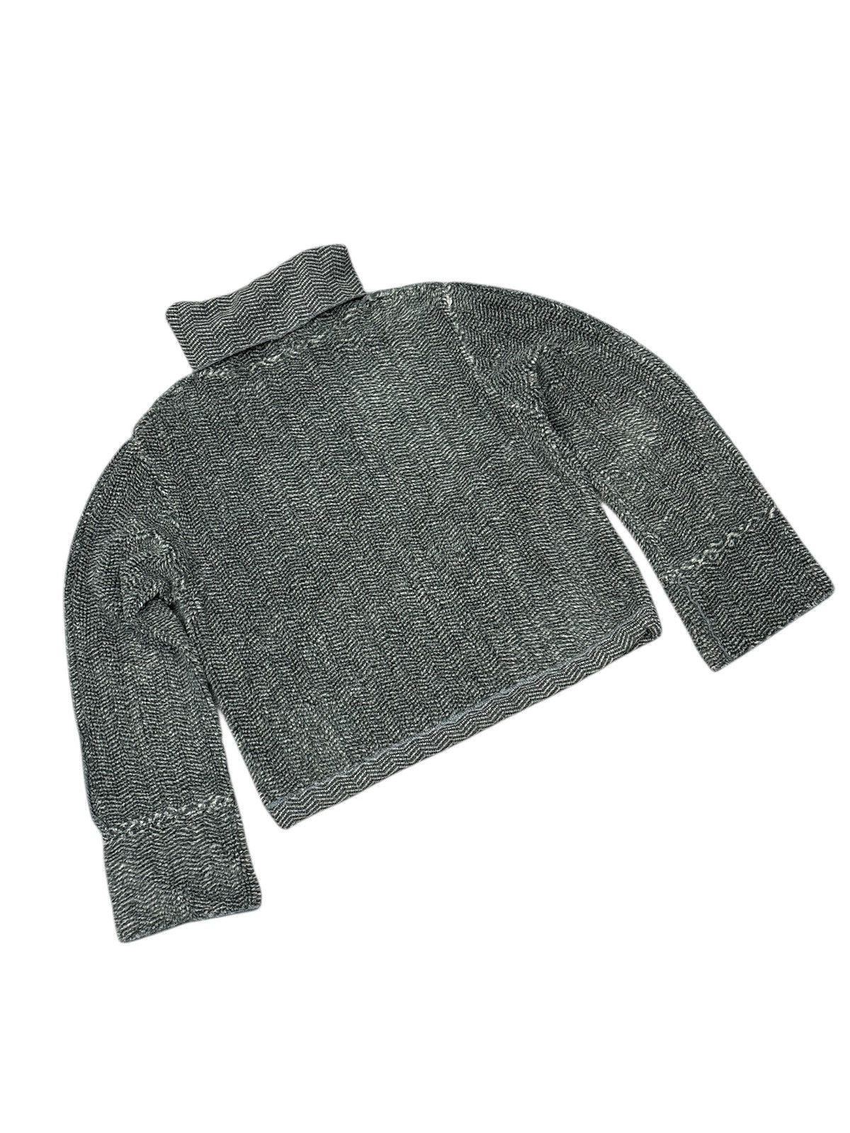 Fendi Fendi Vintage FF Big Logo Turtleneck Sweater Pullover Boxy Size US M / EU 48-50 / 2 - 2 Thumbnail