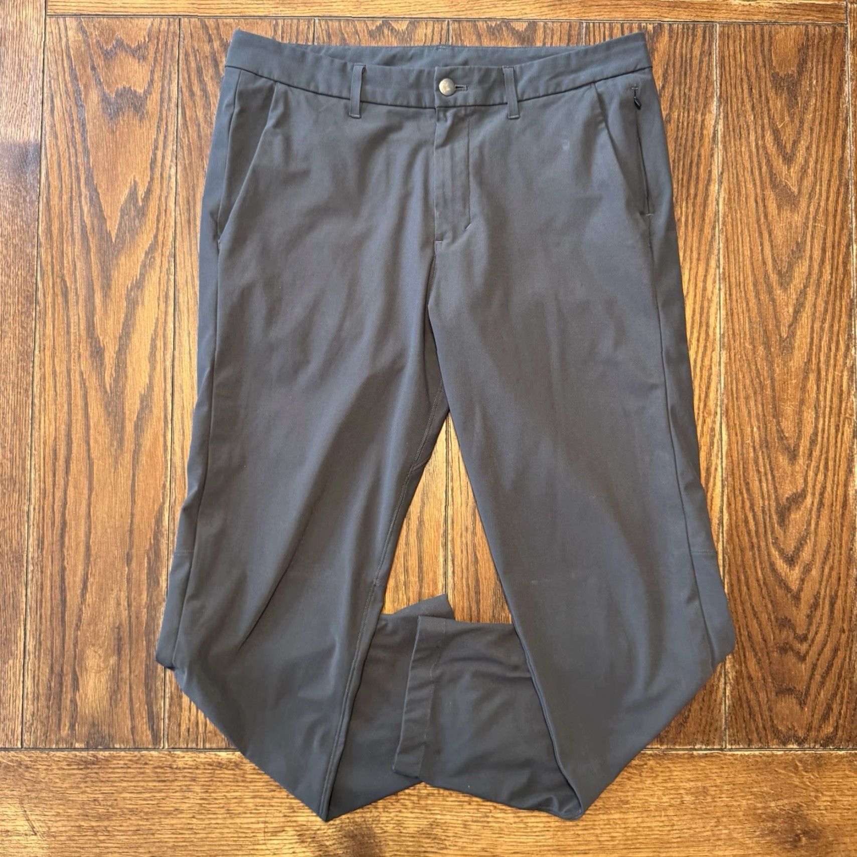 Lululemon Lululemon Men's Gray Pants Regular 32 Inseam 28 Stretch Zip Pocket Cotton Polyester Elastane Pants Sports Activewear Size US 32 / EU 48 - 2 Thumbnail