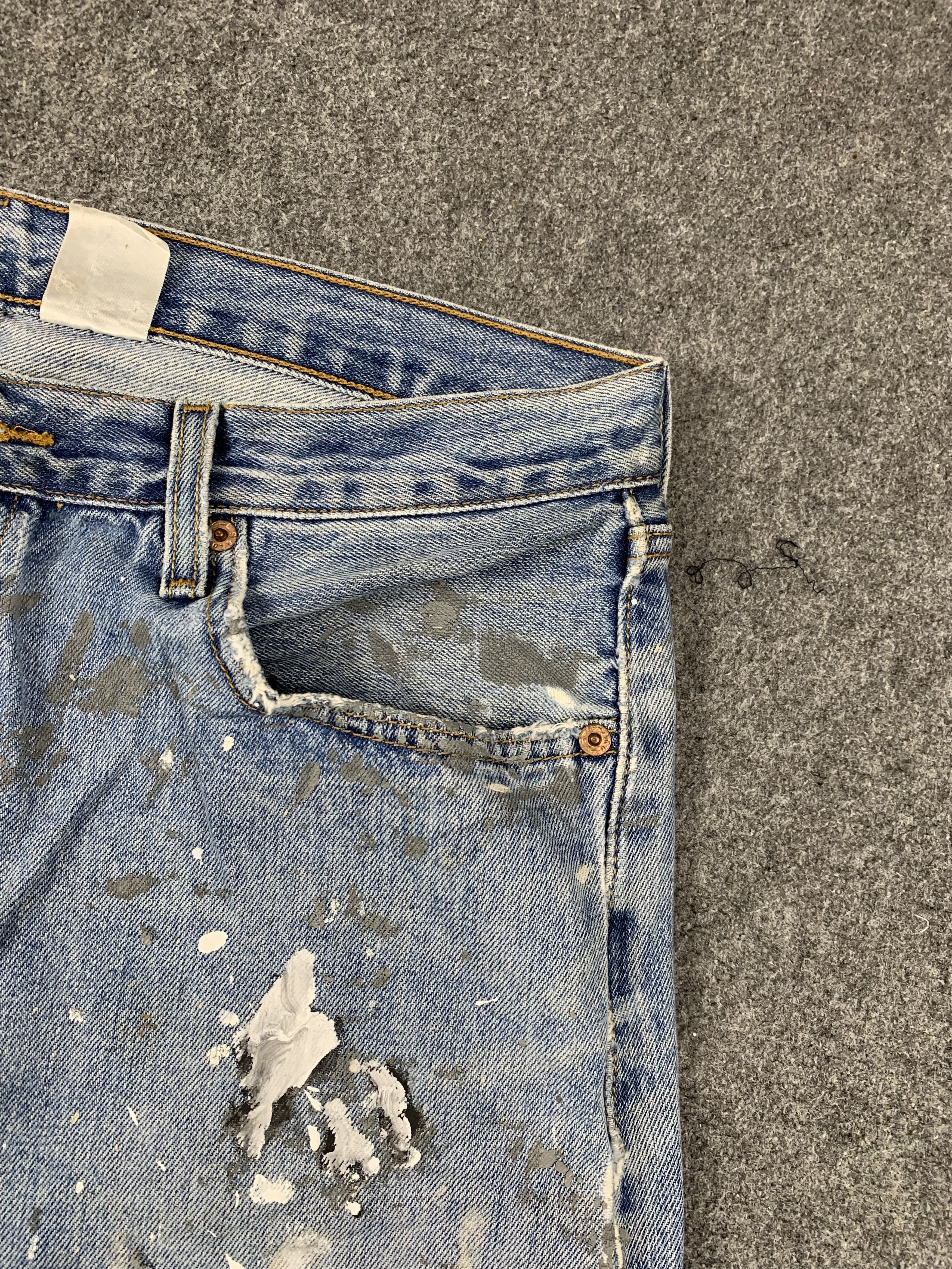 Levi's Vintage Levis 501 Splatter Paint Faded Blue Jeans DP2000 Size US 34 / EU 50 - 10 Thumbnail