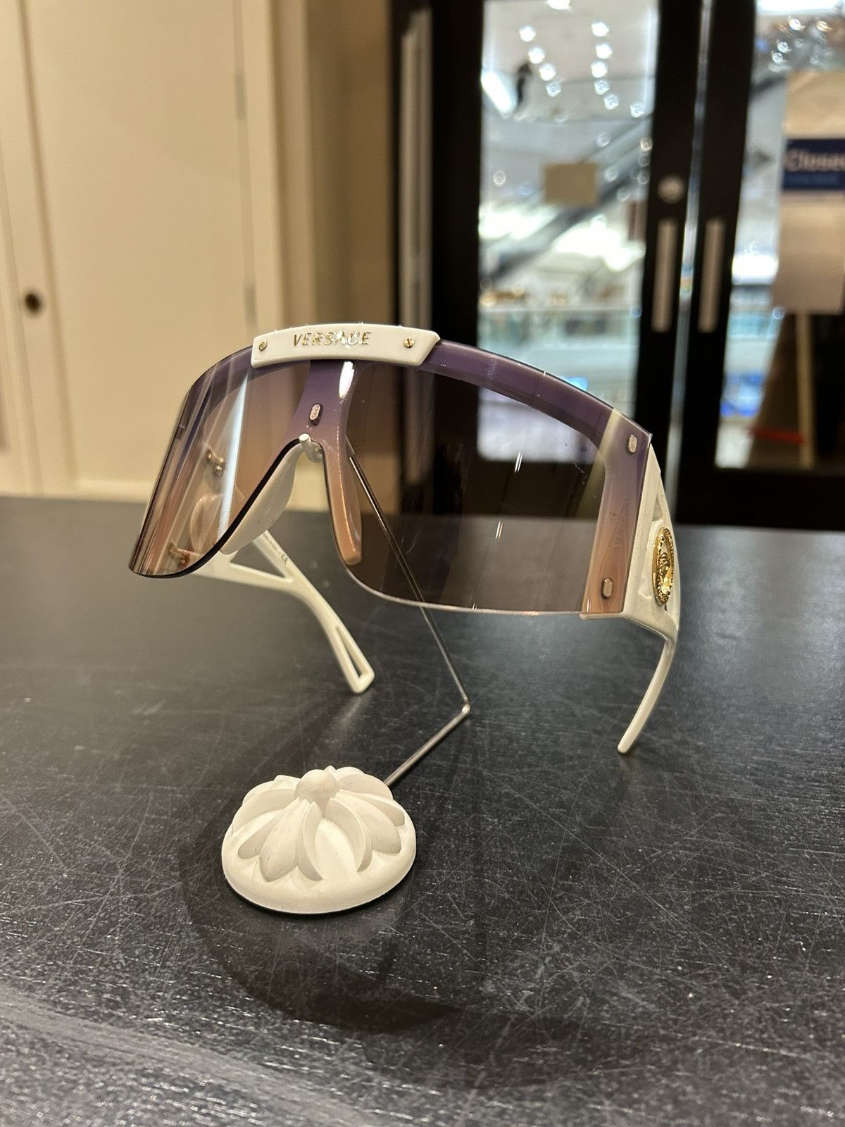 Versace Versace Medusa Insignia Sunglasses Size ONE SIZE - 1 Thumbnail