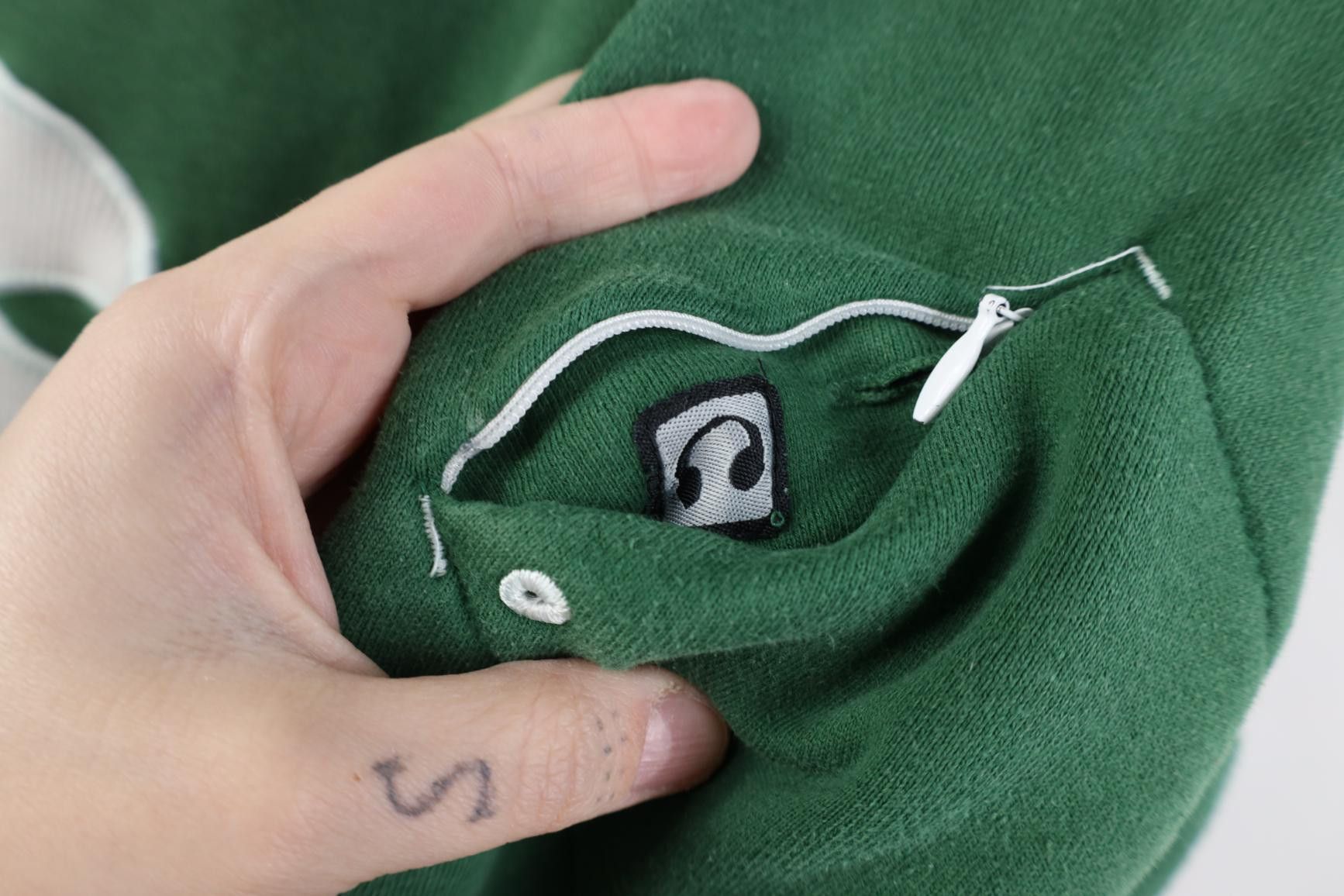 Nike Vintage Nike Mini Swoosh Michigan State University Hoodie Size US L / EU 52-54 / 3 - 7 Thumbnail