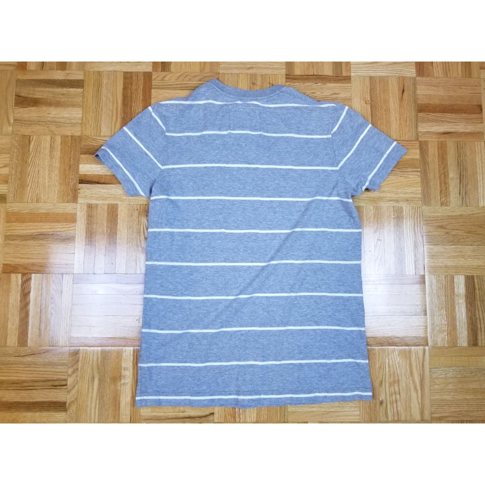 Abercrombie & Fitch Abercrombie & Fitch T-Shirt M Gray Y2K Muscle Shirt Mens XS? Size US M / EU 48-50 / 2 - 3 Thumbnail
