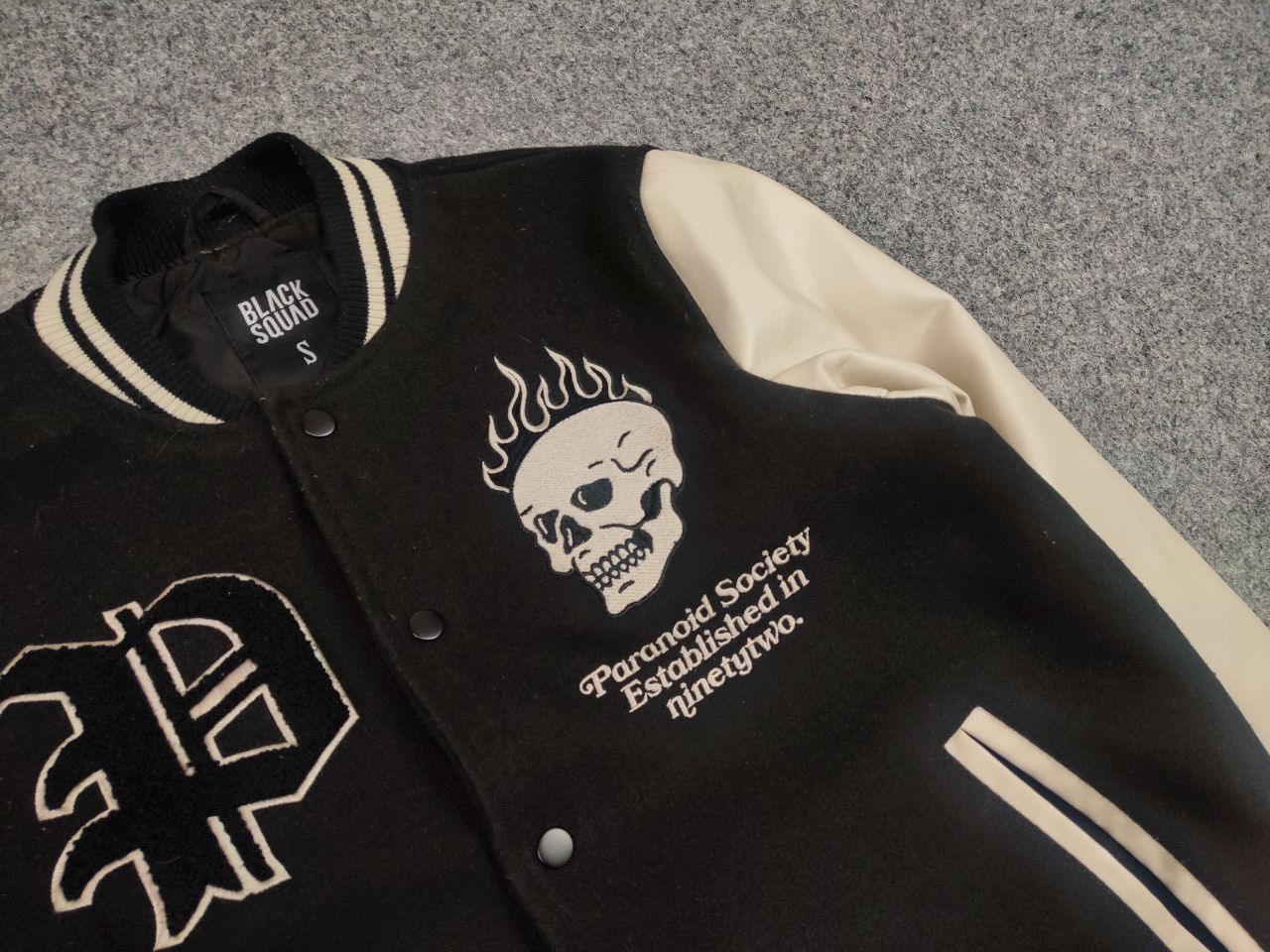 Japanese Brand Vintage Paranoid Society Letterman Varsity Bomber Jacket Size US S / EU 44-46 / 1 - 11 Thumbnail