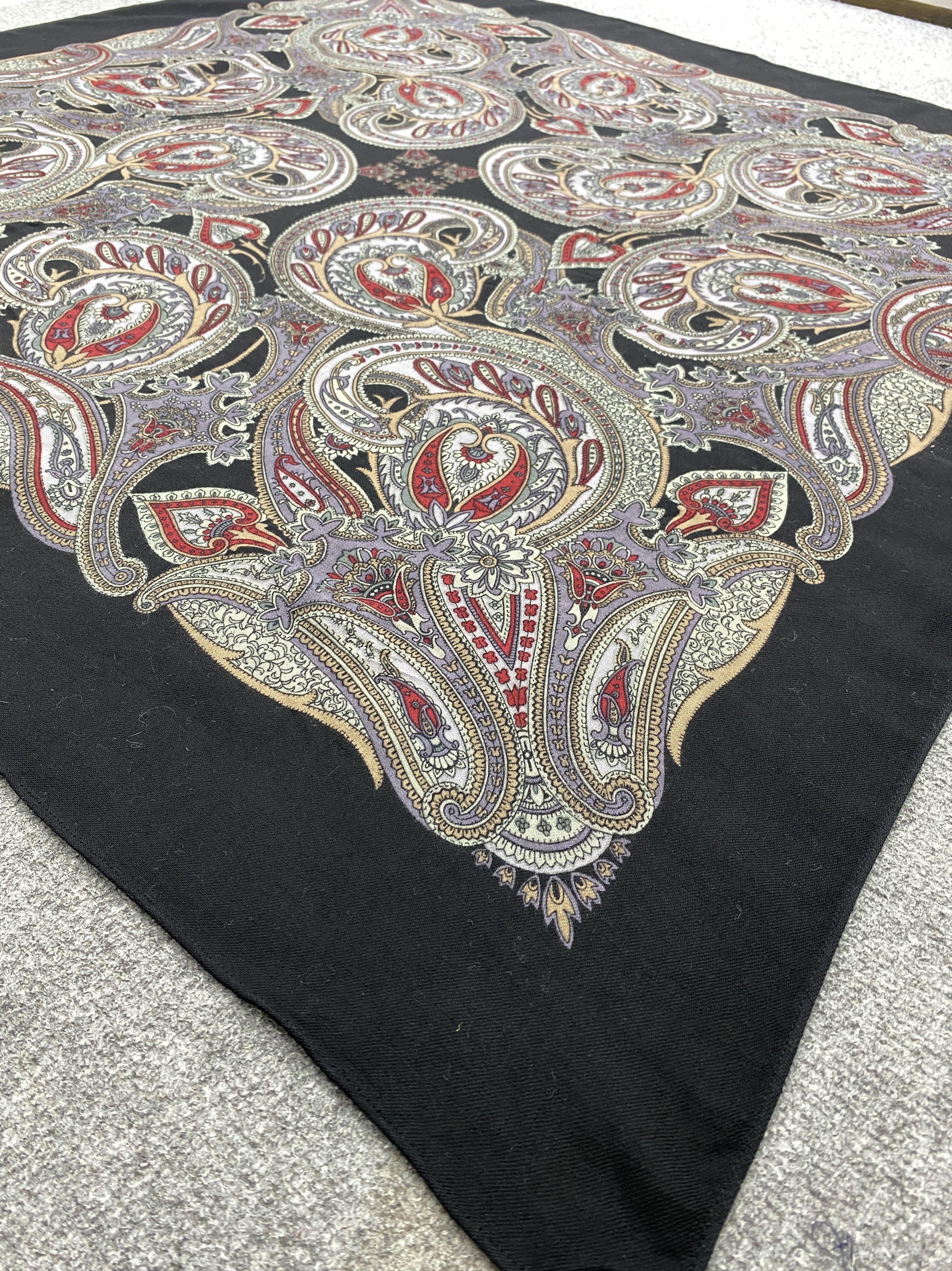 Japanese Brand Vintage Paisley Wool Shawl Babushka head Scarf SN0035 Size ONE SIZE - 4 Thumbnail