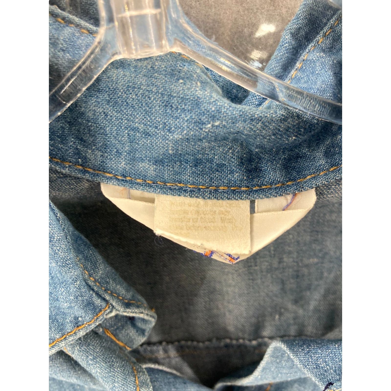 Levi's VINTAGE Levi's Denim Shirt Womens Large Belted Pockets Roll Tab Sleeve 80s 90s Button-Up 100% Cotton Blue Size L / US 10 / IT 46 - 7 Thumbnail