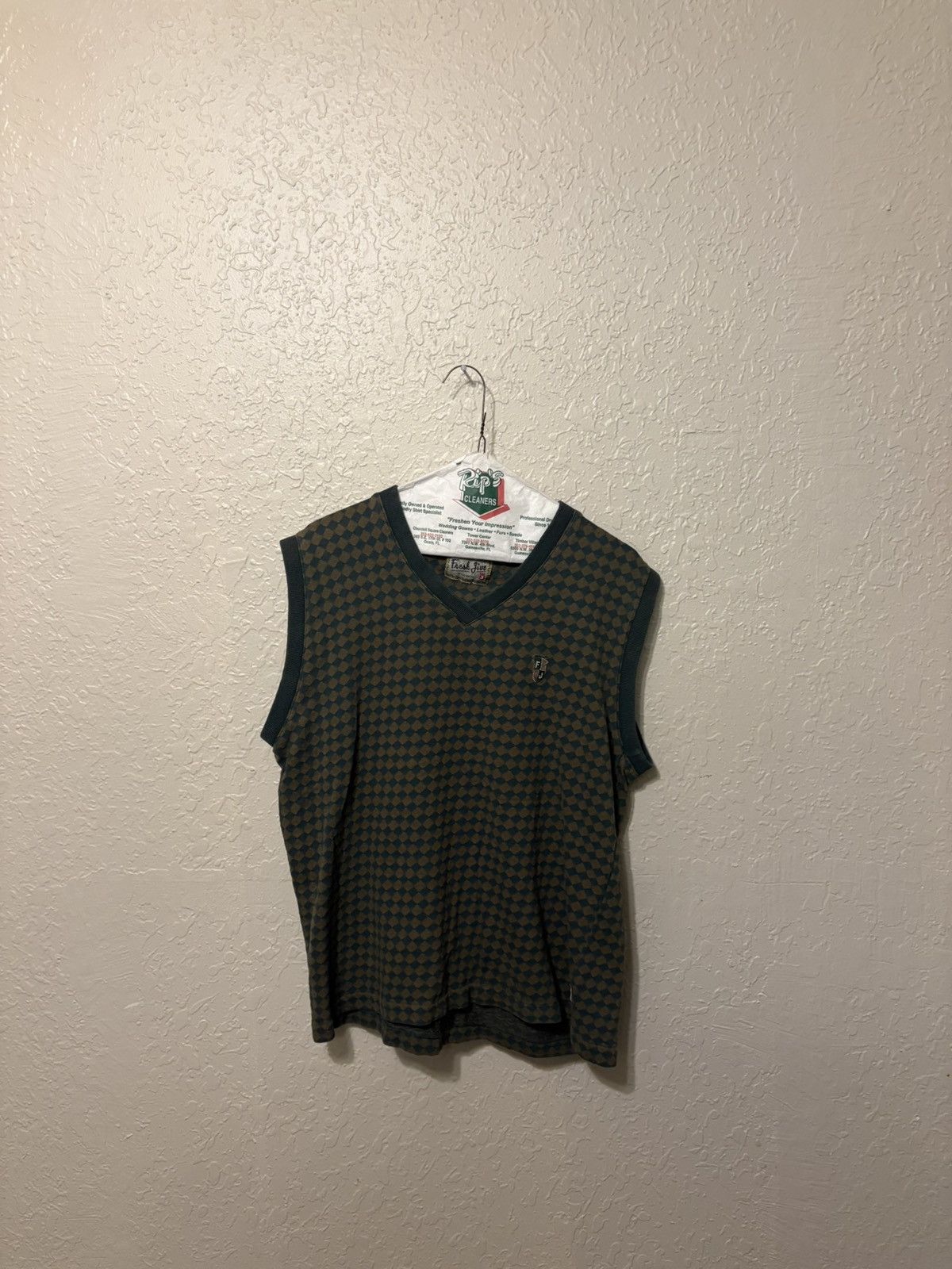 Freshjive × Vintage Freshjive Vintage Sleeveless Sweater Vest (XL) 📏 Tagged: XL Size US XL / EU 56 / 4 - 1 Thumbnail
