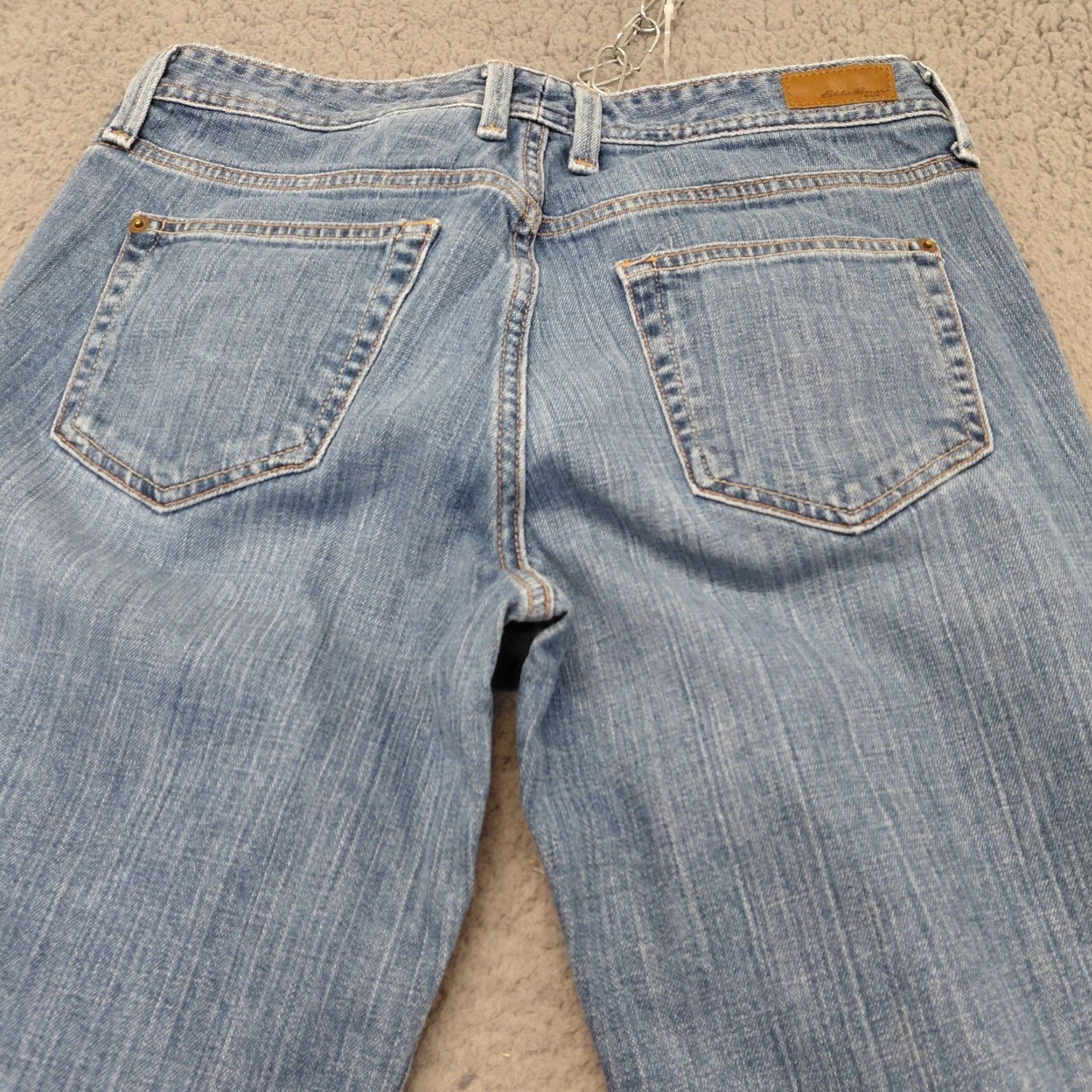 Eddie Bauer Eddie Bauer Jeans Women’s Size 6 L Blue Classic Fit Straight Leg Medium Wash Shirt? Size 28" / US 6 / IT 42 - 2 Thumbnail