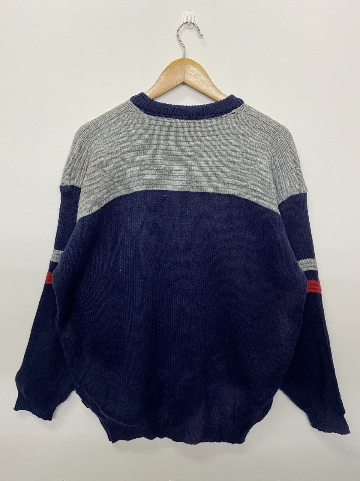 Homespun Knitwear Vintage FUBU Embroidery Knitwear Sweatshirt Size US XL / EU 56 / 4 - 6 Thumbnail