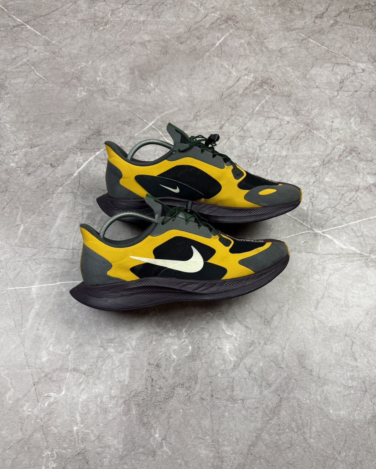 Nike × Undercover Gyakusou × Nike Zoom Pegasus 35 Turbo Gold Fir 2019 Size US 8 / EU 41 - 4 Thumbnail