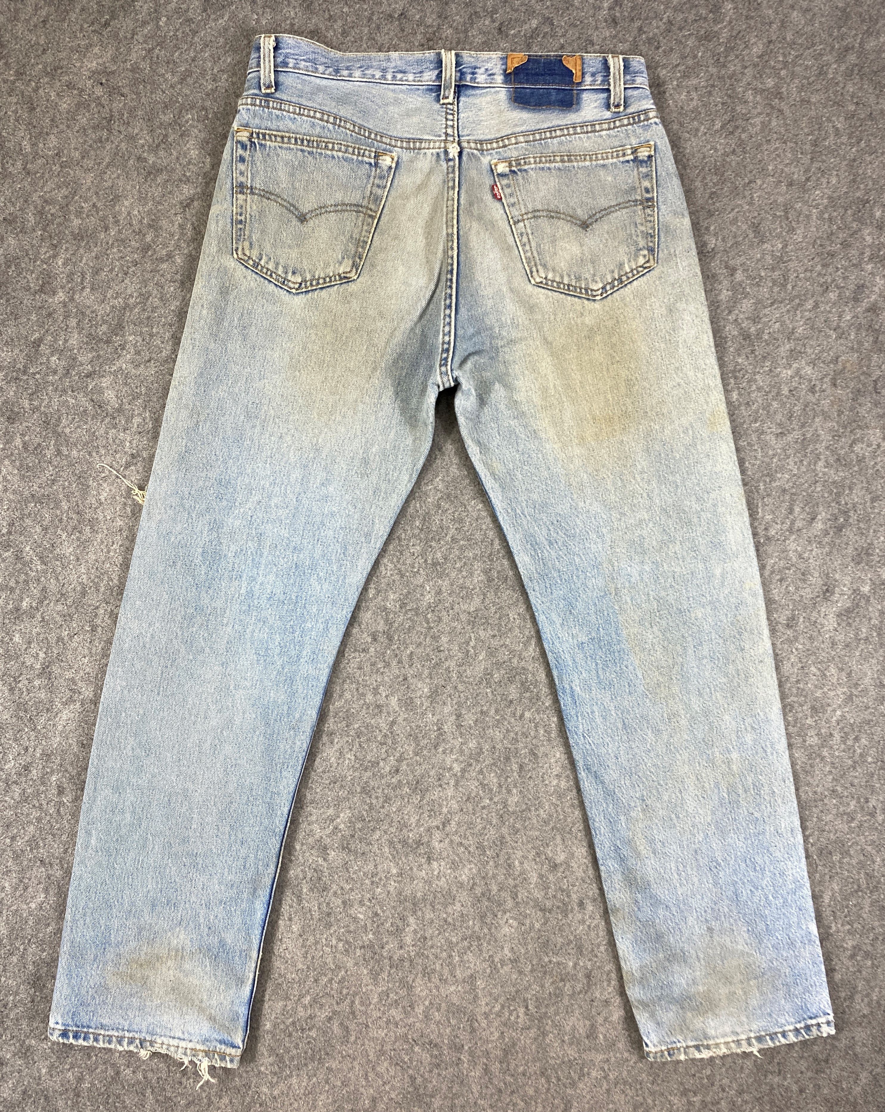 Japanese Brand Dirty Light Blue Vintage Levis 501 USA Jeans 33x29 - JN3176 Size US 33 - 2 Thumbnail