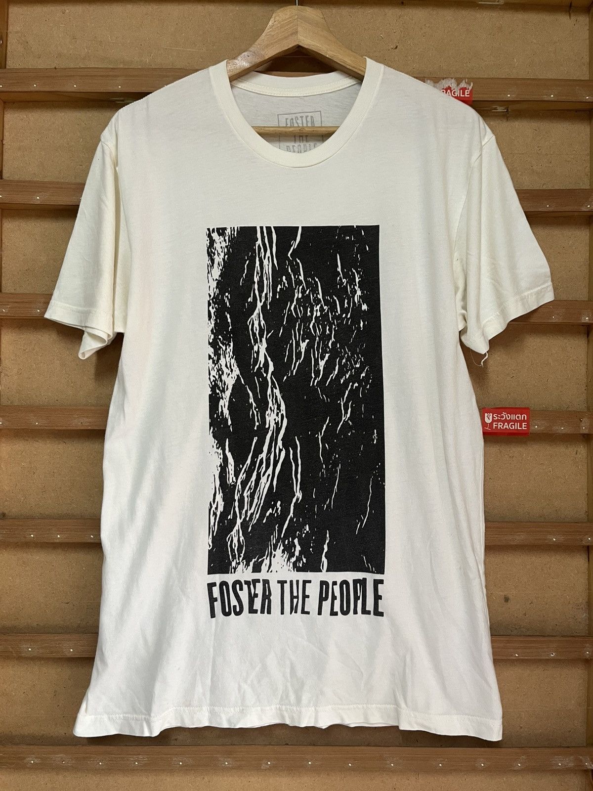 Band Tees Foster the people T-Shirt Sz. M Size US M / EU 48-50 / 2 - 1 Thumbnail