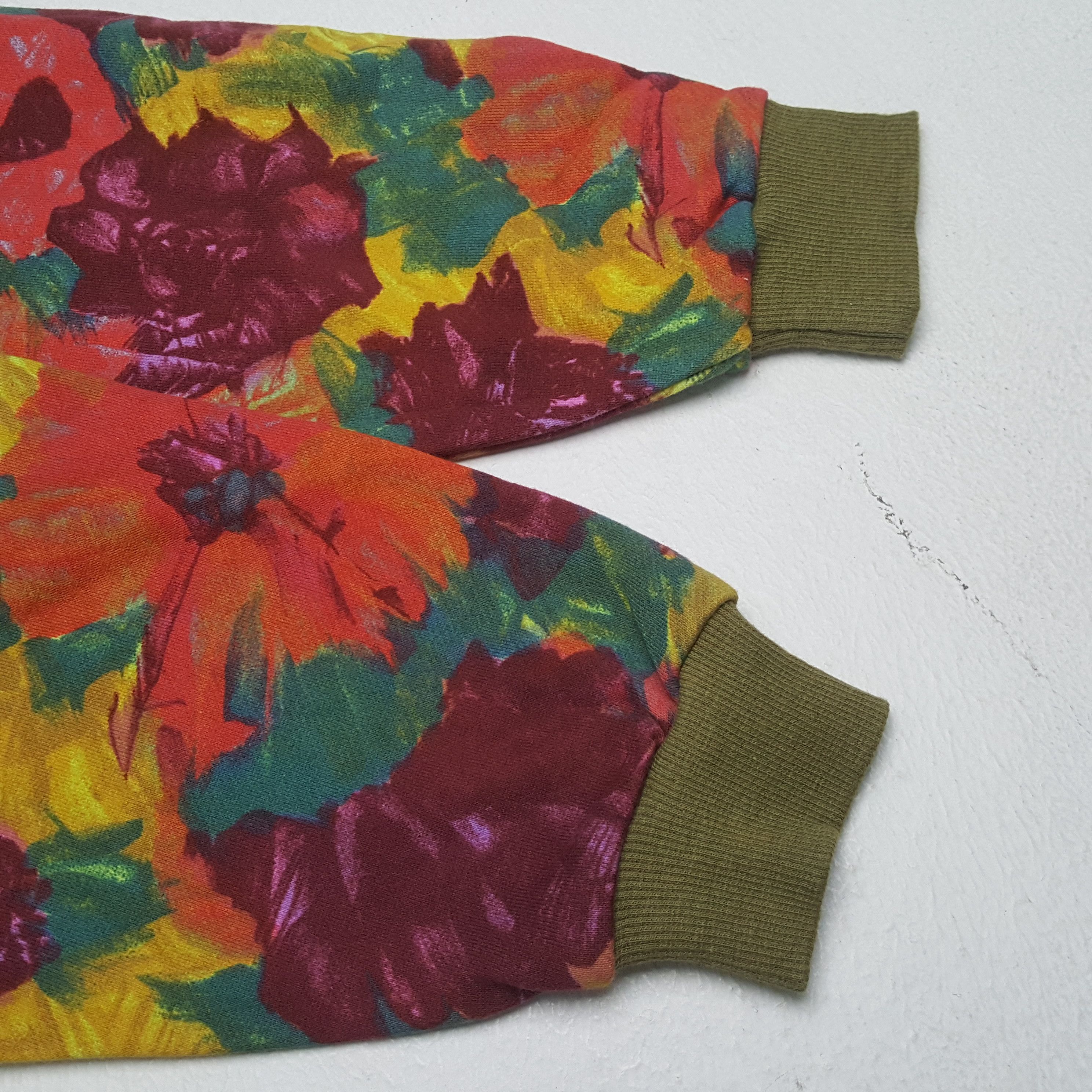 Vintage Flowers Art Fashion Style Streetwear Sweatshirt Size US M / EU 48-50 / 2 - 5 Thumbnail