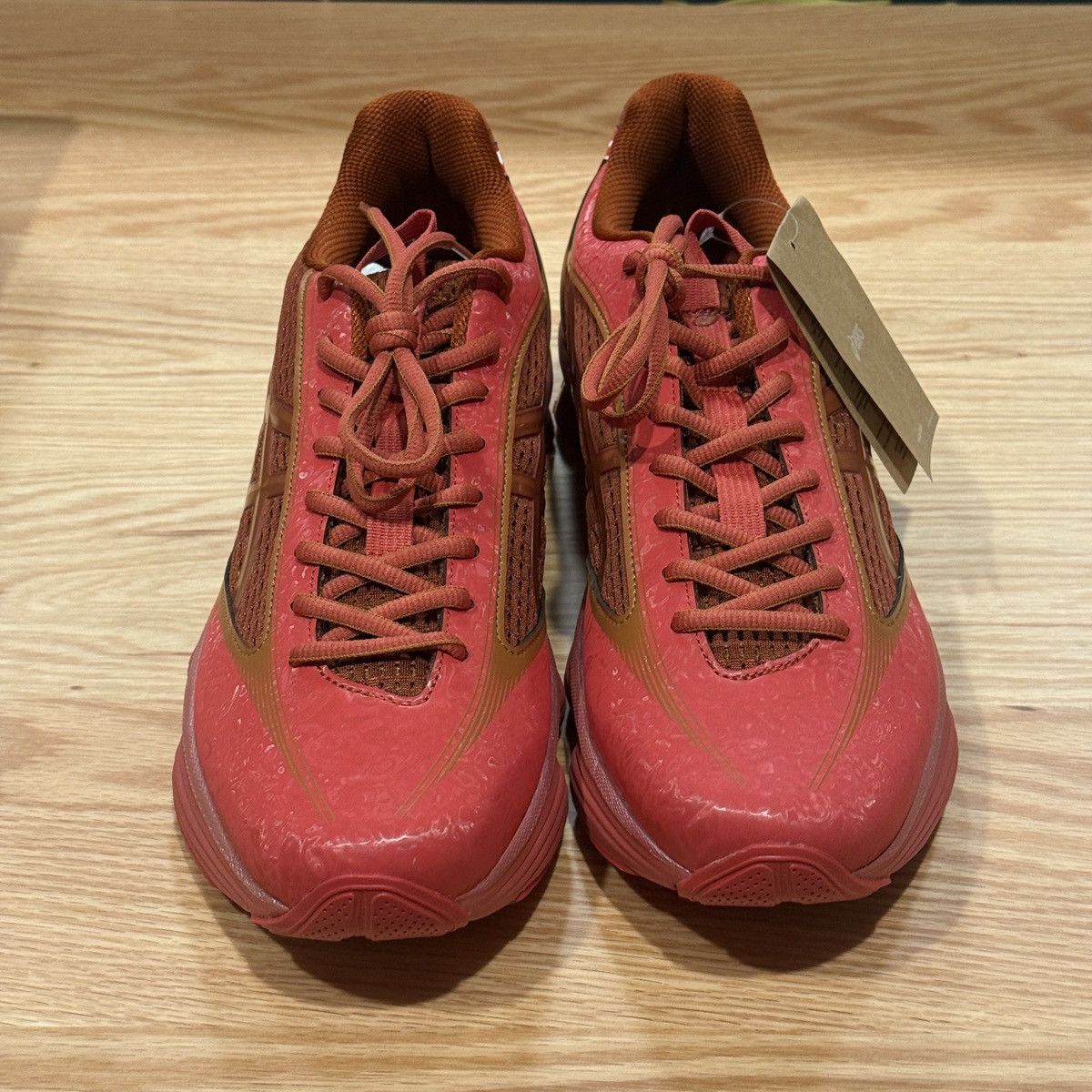 Asics × Kiko Kostadinov ASICS Kiko Kostadinov x US6-S Gel Kinetic Fluent Cayenne Size US 8 / EU 41 - 2 Thumbnail