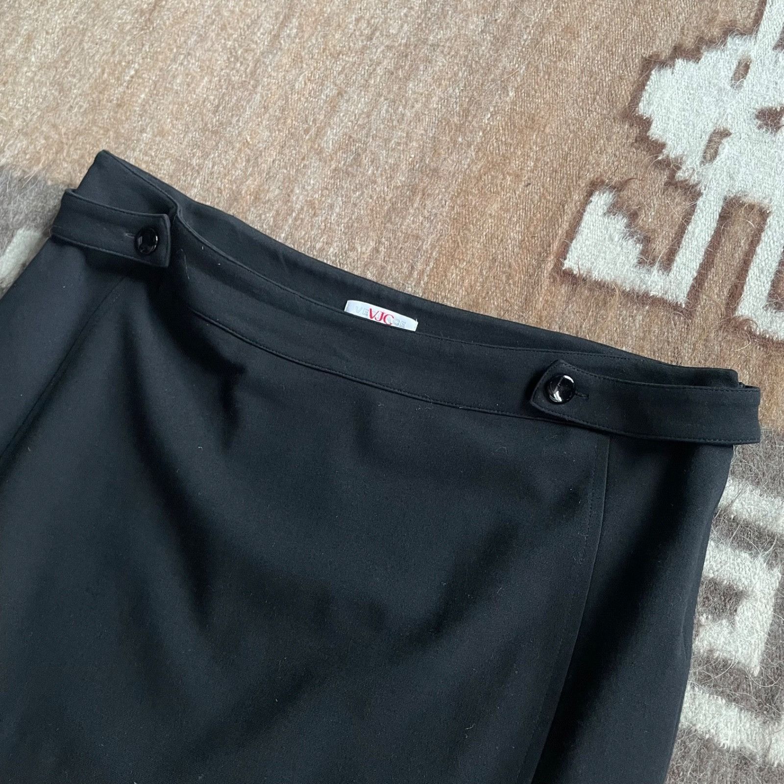 Versace VJC Versace Vintage Black Viscose Pencil Minimalist Elegant Size 34" / US 12 / IT 48 - 3 Thumbnail