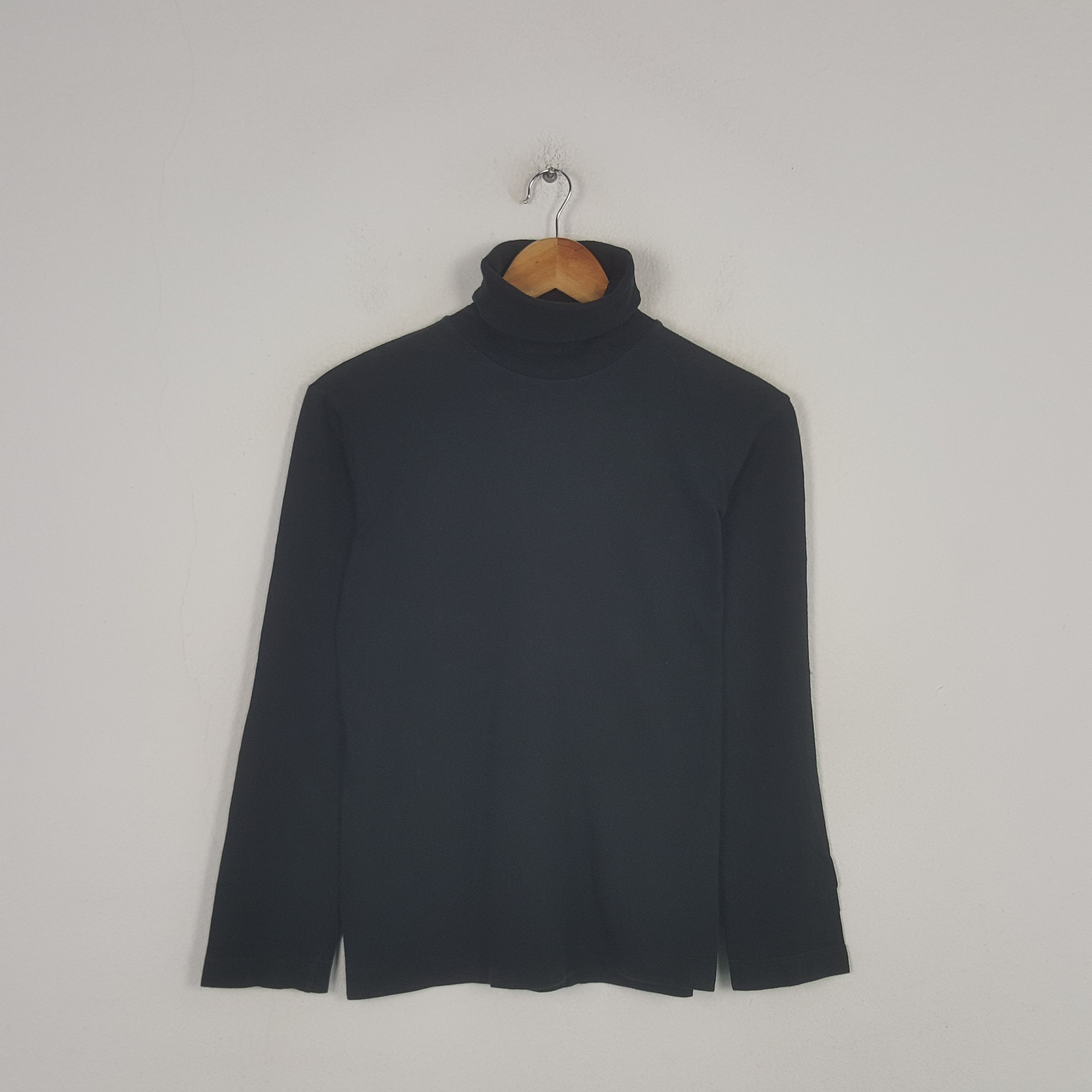 agnes b. Vintage Agnes b. Turtleneck Long Sleeve T-shirt RR19 Size US S / EU 44-46 / 1 - 1 Thumbnail