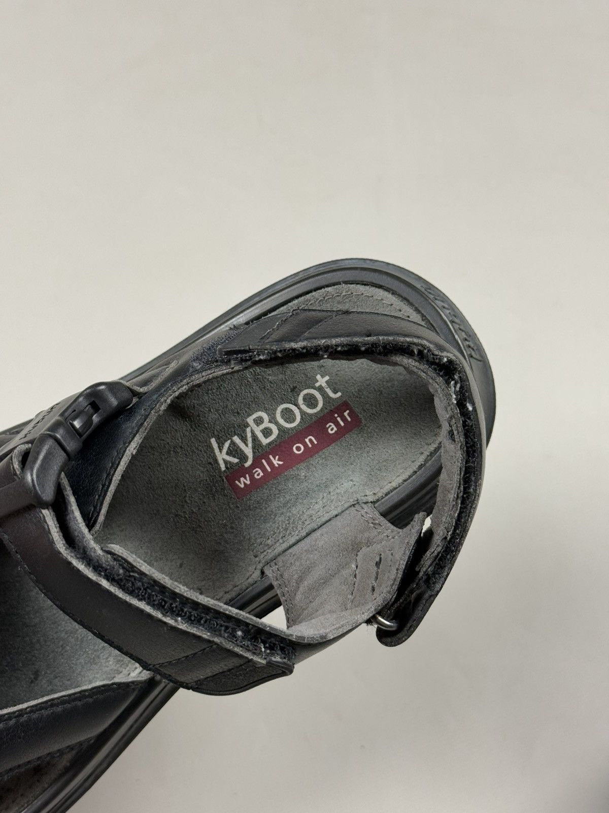 Kybun Kybun / Kyboot Pado M Black Unisex Sandals Shoes Size 39 Size US 6 / EU 39 - 22 Thumbnail
