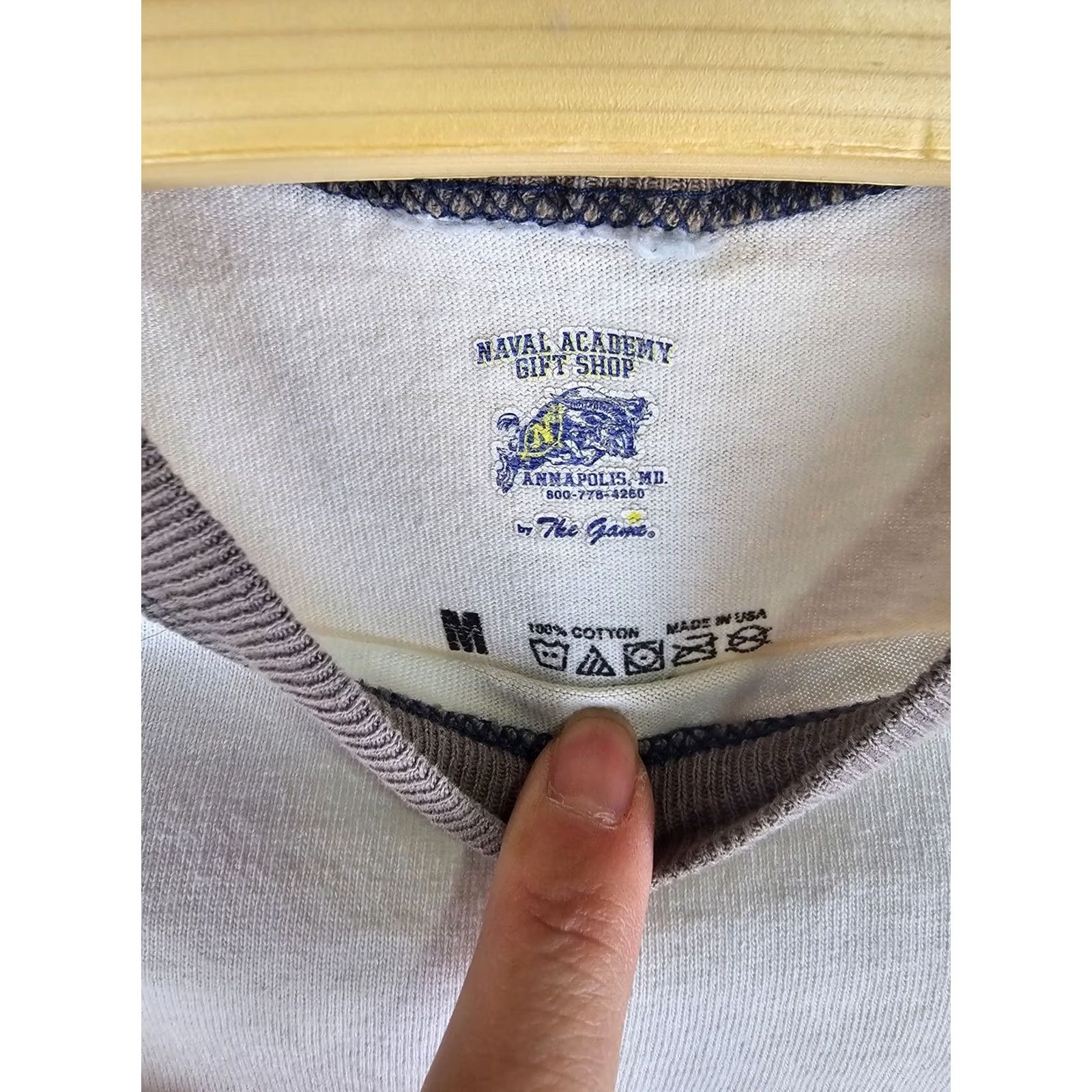 Vintage VINTAGE US NAVY USN US NAVAL ACADEMY RINGER T-SHIRT SZ MEDIUM Mens Shirt Short Sleeve Round Neck White Cotton 90s/US Navy Size US M / EU 48-50 / 2 - 3 Thumbnail