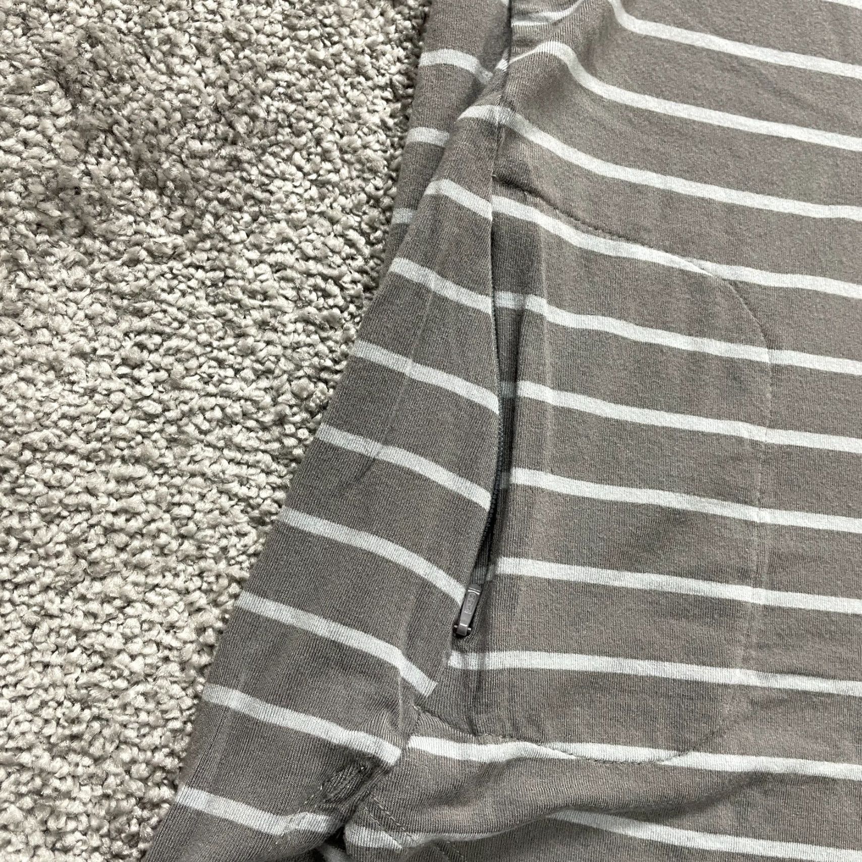 Vintage Columbia T Shirt Womens Small Gray Striped Pockets Round Neck Short Sleeve Size S / US 4 / IT 40 - 5 Thumbnail